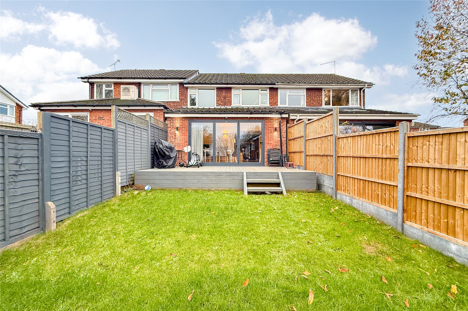 3 bed terraced house for sale in Wendover Close, Harpenden, Hertfordshire, AL5 - Property Image 9
