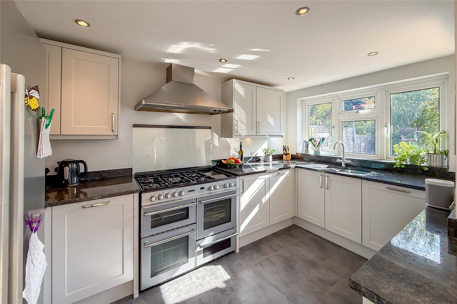 4 bed semi-detached house for sale in Bloomfield Road, Harpenden, Hertfordshire, AL5  - Property Image 5