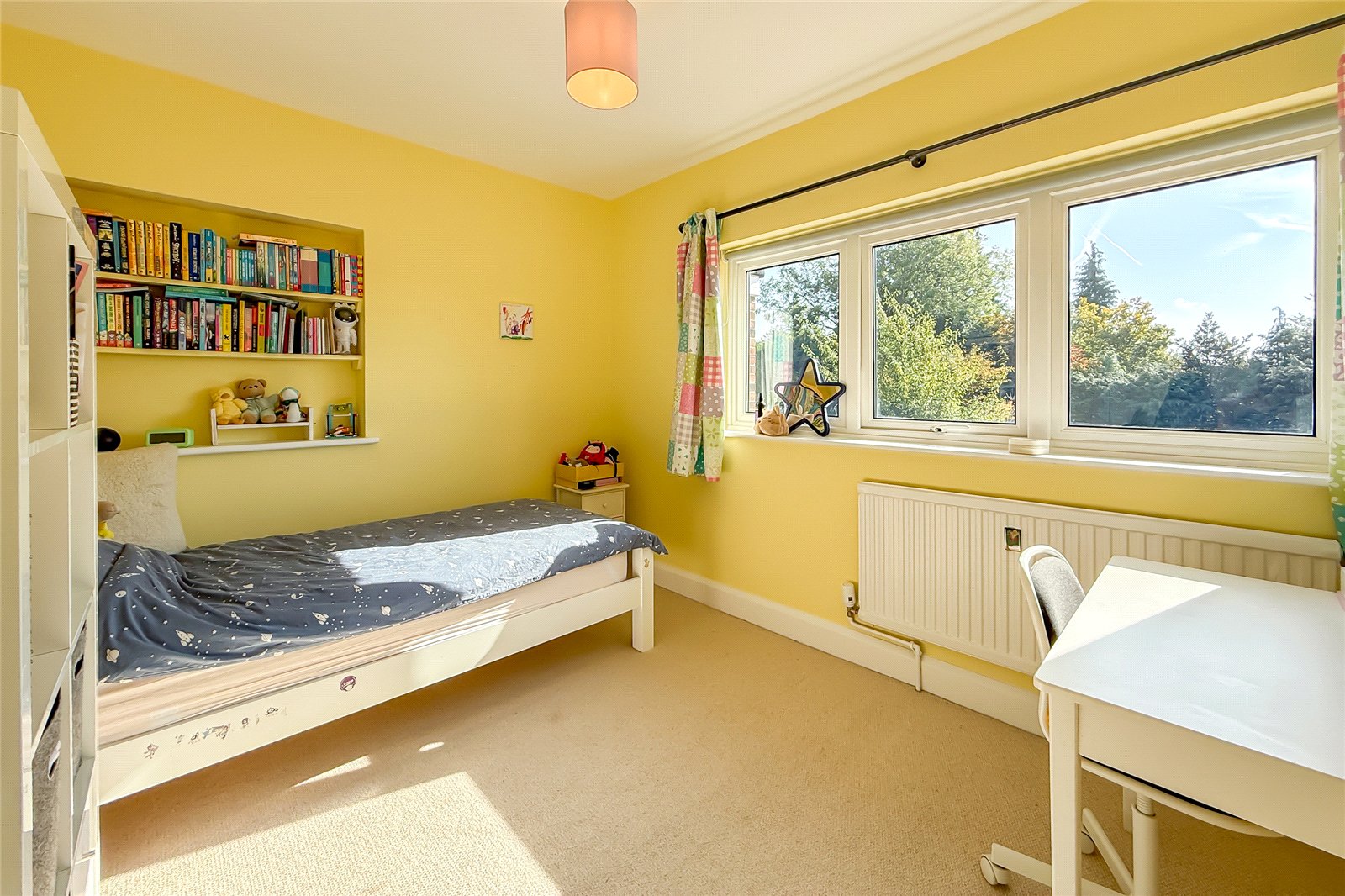 4 bed semi-detached house for sale in Bloomfield Road, Harpenden, Hertfordshire, AL5  - Property Image 8