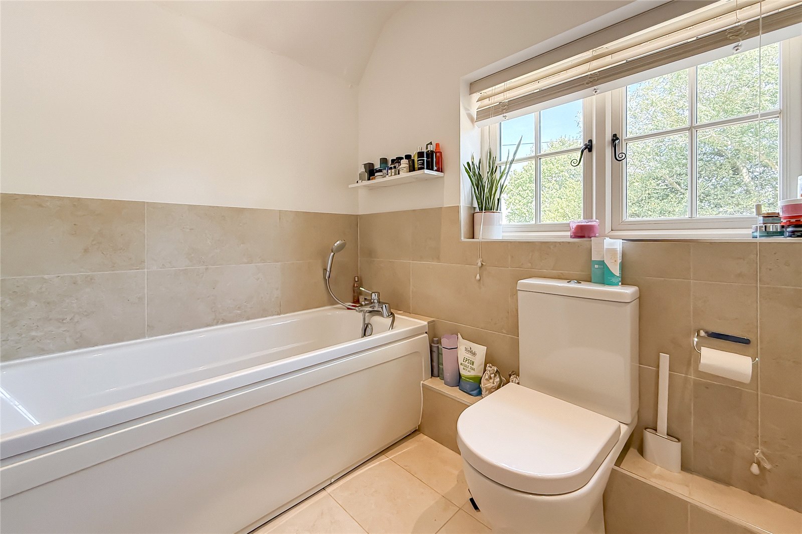 4 bed end of terrace house for sale in New Fiddlers Hill, Luton Road, Harpenden, AL5  - Property Image 20