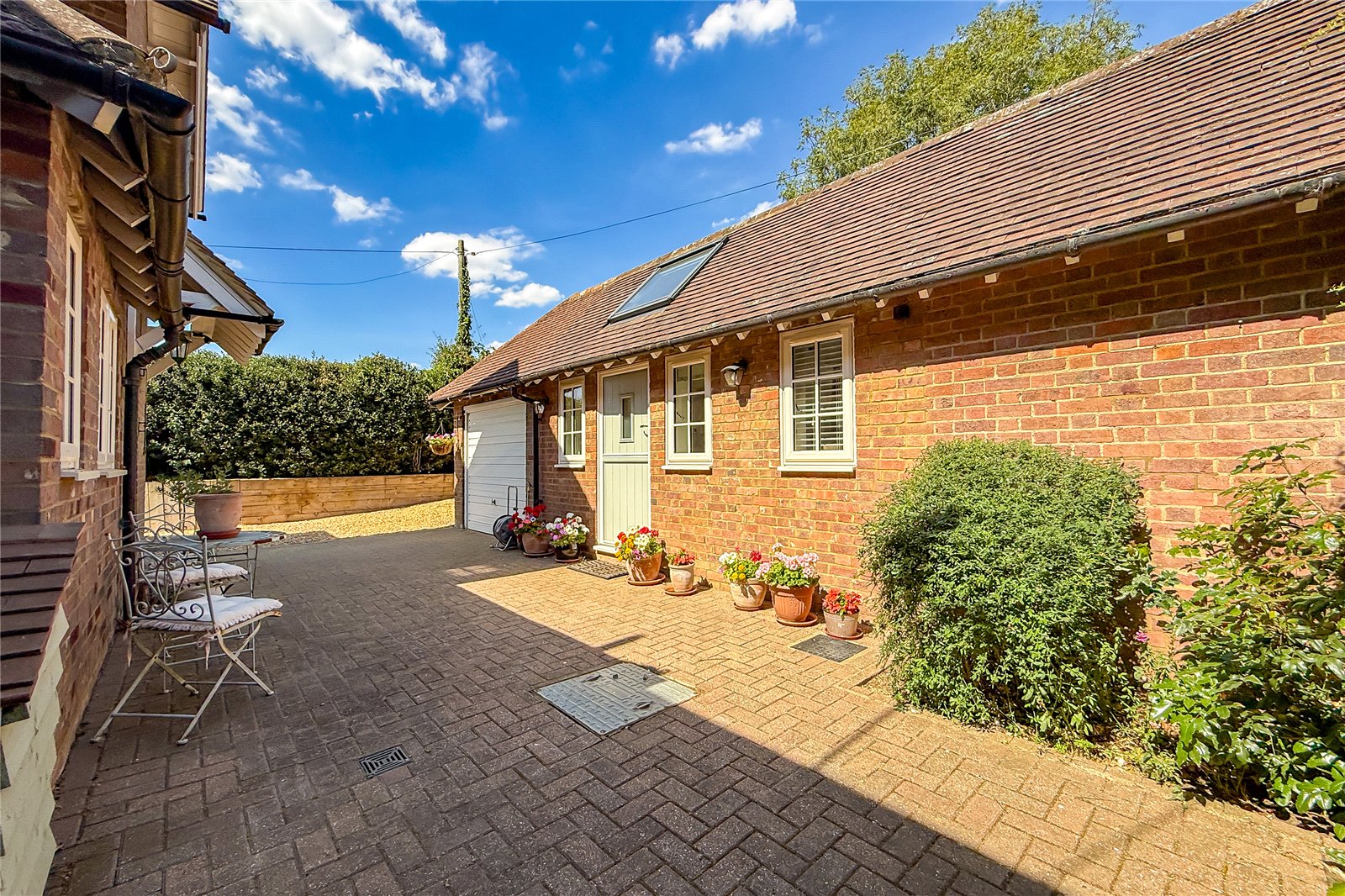4 bed end of terrace house for sale in New Fiddlers Hill, Luton Road, Harpenden, AL5  - Property Image 22