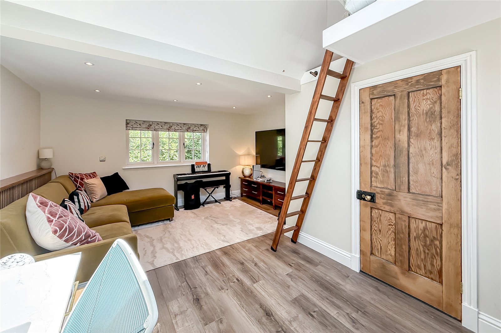 4 bed end of terrace house for sale in New Fiddlers Hill, Luton Road, Harpenden, AL5  - Property Image 24