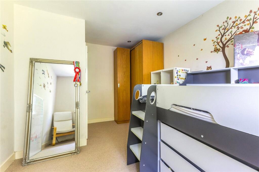 4 bed detached house to rent in Welbeck Rise, Harpenden, Hertfordshire, AL5  - Property Image 10