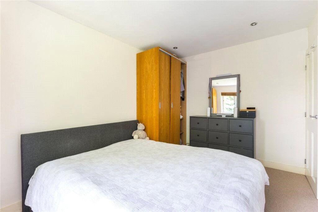 4 bed detached house to rent in Welbeck Rise, Harpenden, Hertfordshire, AL5  - Property Image 11