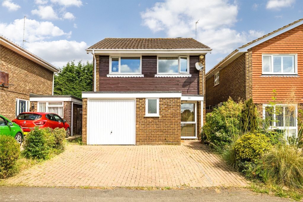 4 bed detached house to rent in Welbeck Rise, Harpenden, Hertfordshire, AL5  - Property Image 5