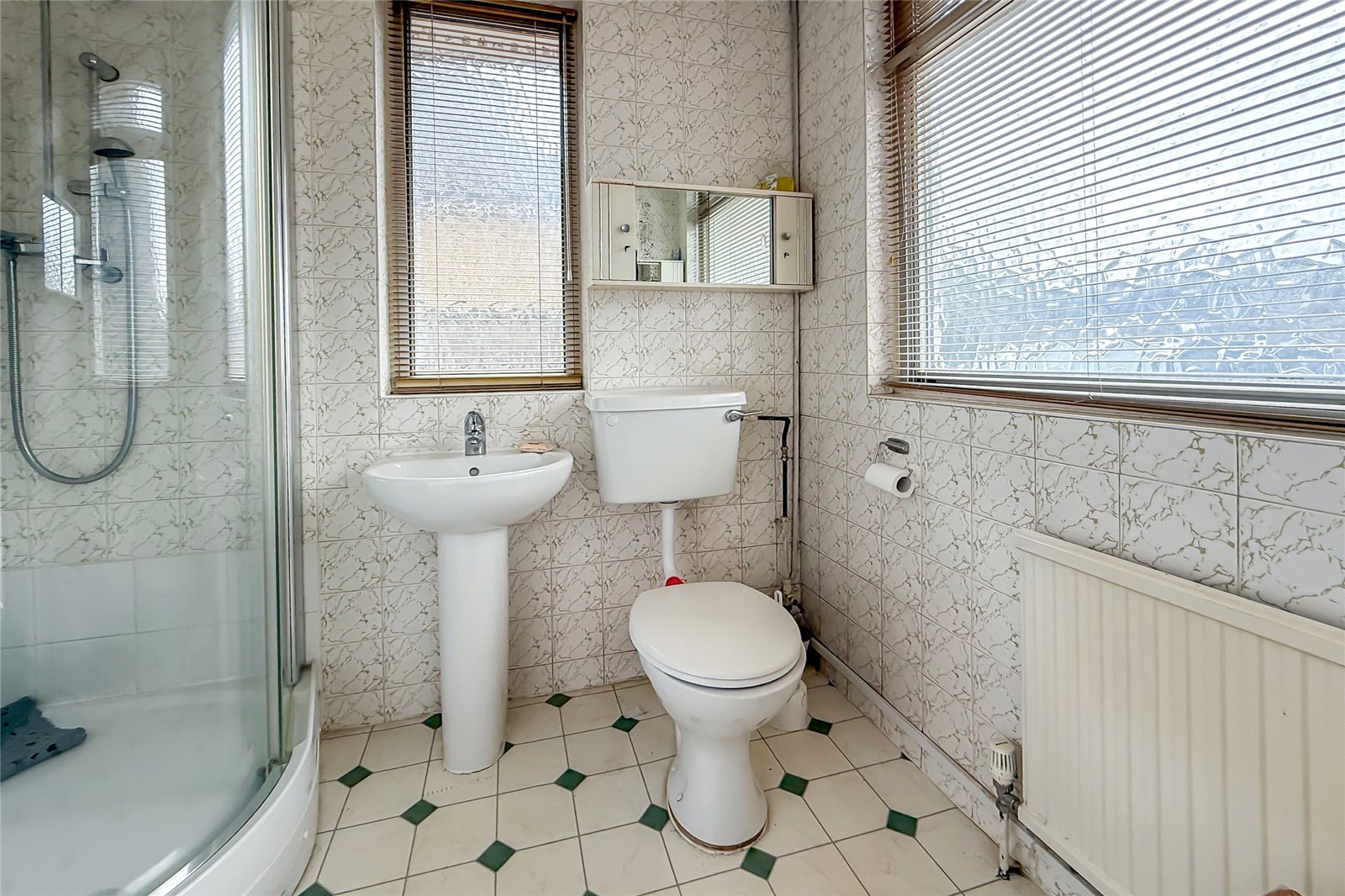 2 bed detached bungalow for sale in Barton Road, Luton, Bedfordshire, LU3  - Property Image 10