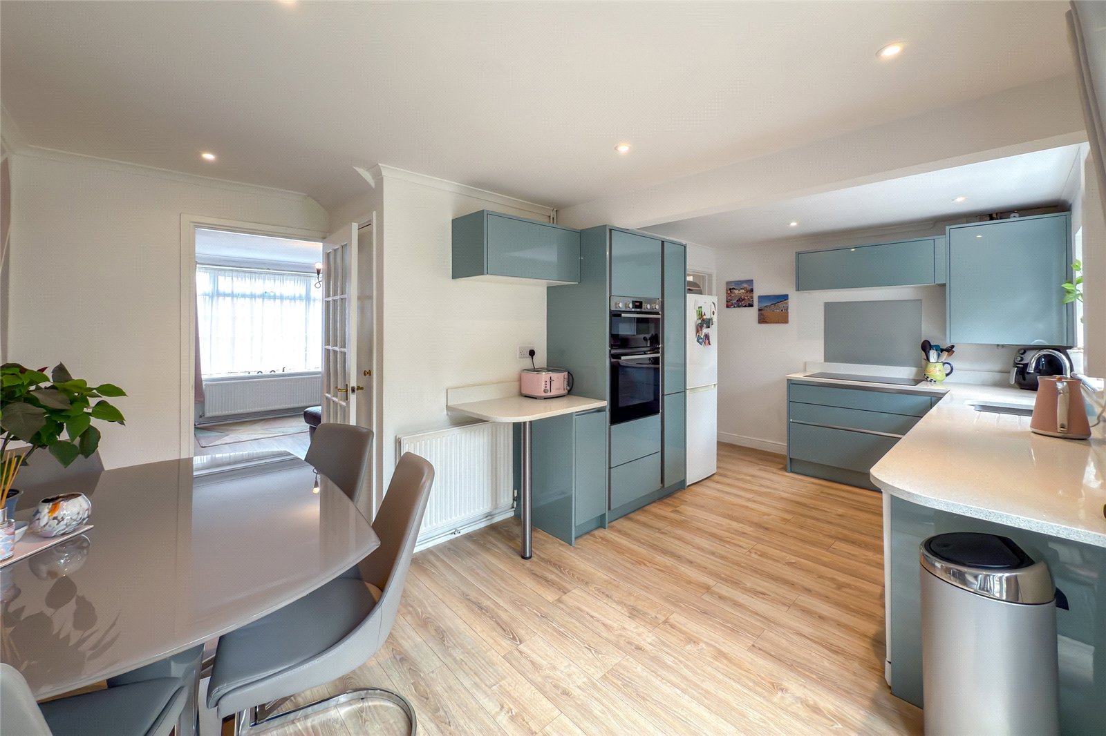 3 bed semi-detached house for sale in Garrard Way, Wheathampstead, Hertfordshire, AL4  - Property Image 4