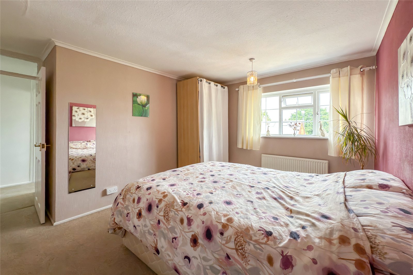 3 bed semi-detached house for sale in Garrard Way, Wheathampstead, Hertfordshire, AL4  - Property Image 17