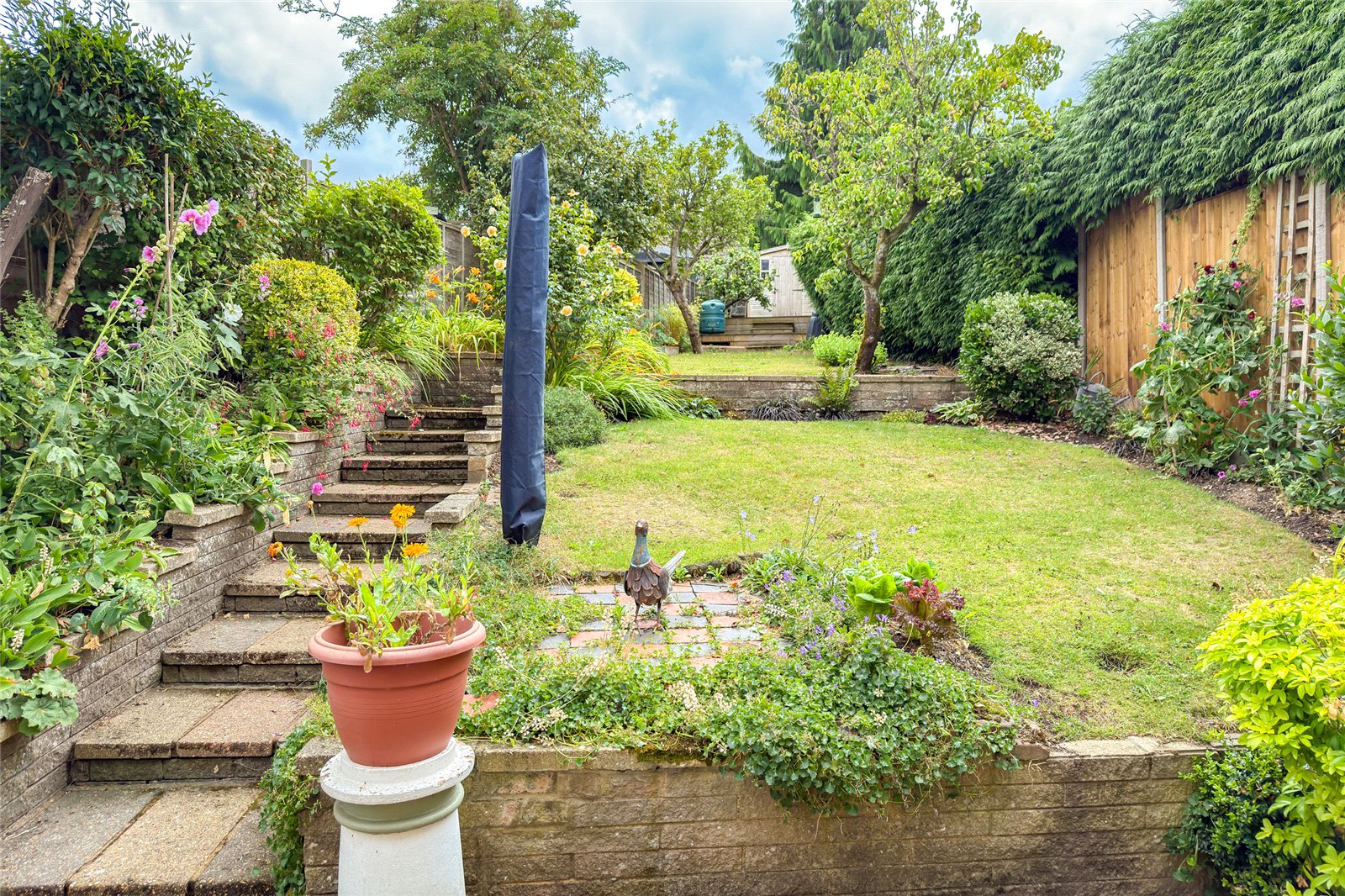 3 bed semi-detached house for sale in Garrard Way, Wheathampstead, Hertfordshire, AL4  - Property Image 19