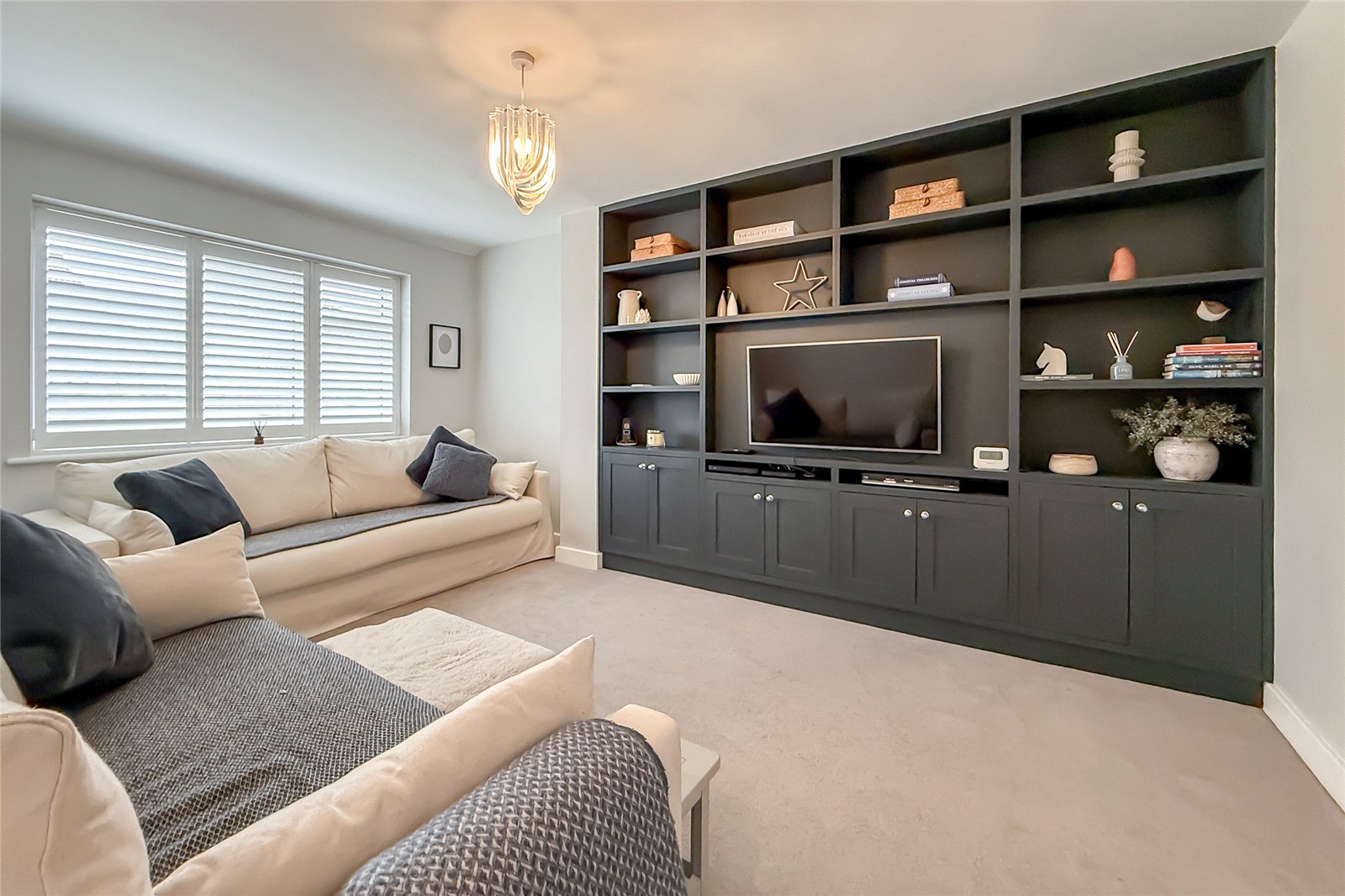 4 bed detached house for sale in Greenway, Harpenden, Hertfordshire, AL5  - Property Image 4
