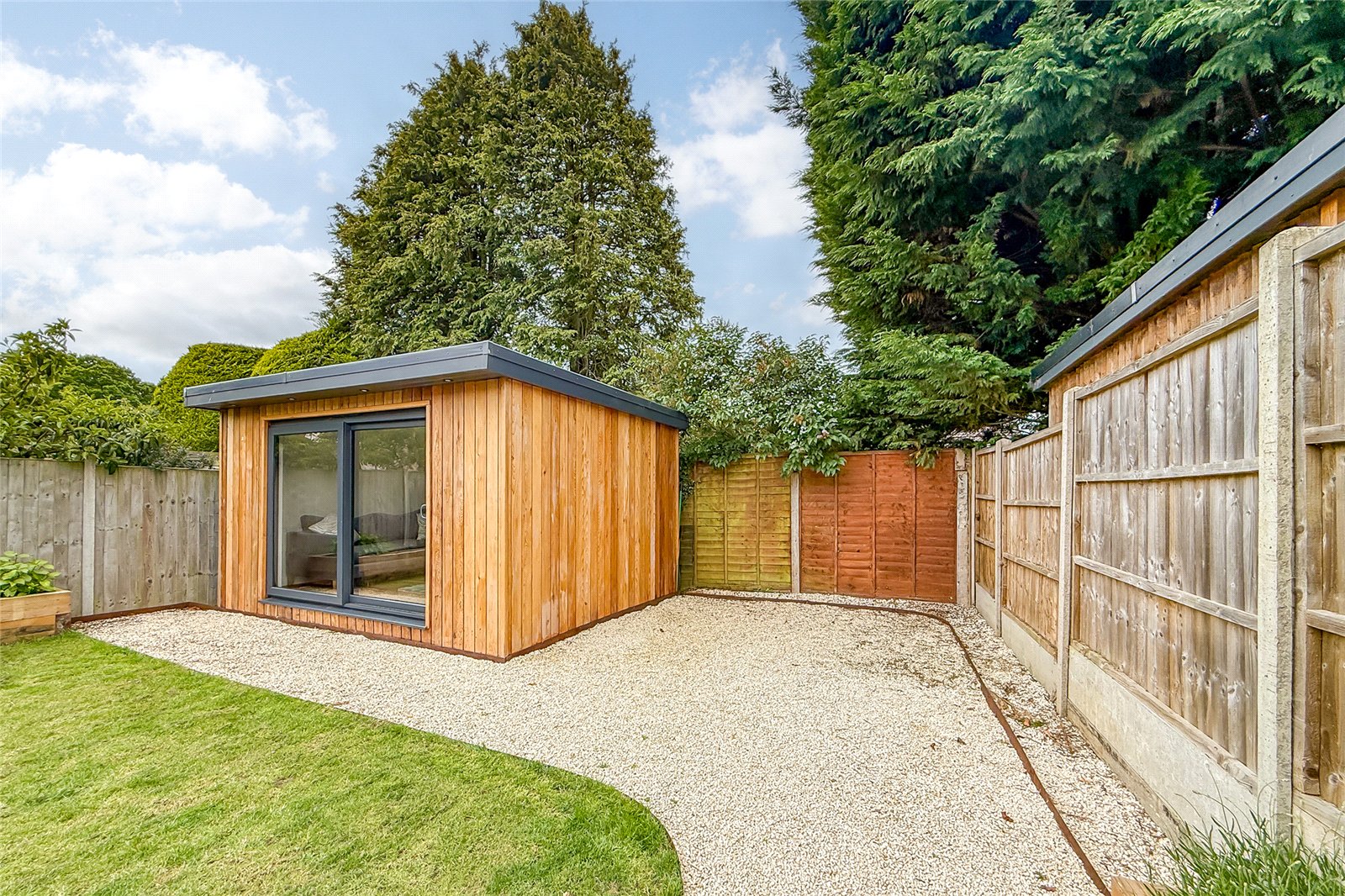 4 bed detached house for sale in Greenway, Harpenden, Hertfordshire, AL5  - Property Image 14
