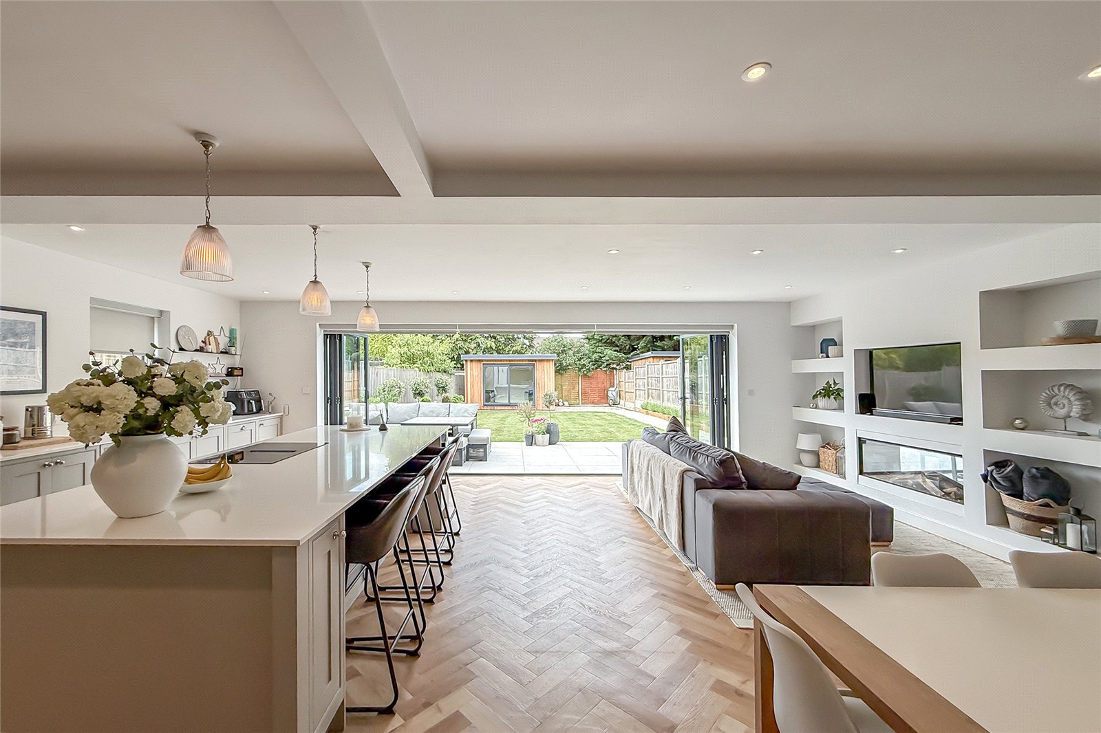 4 bed detached house for sale in Greenway, Harpenden, Hertfordshire, AL5  - Property Image 16