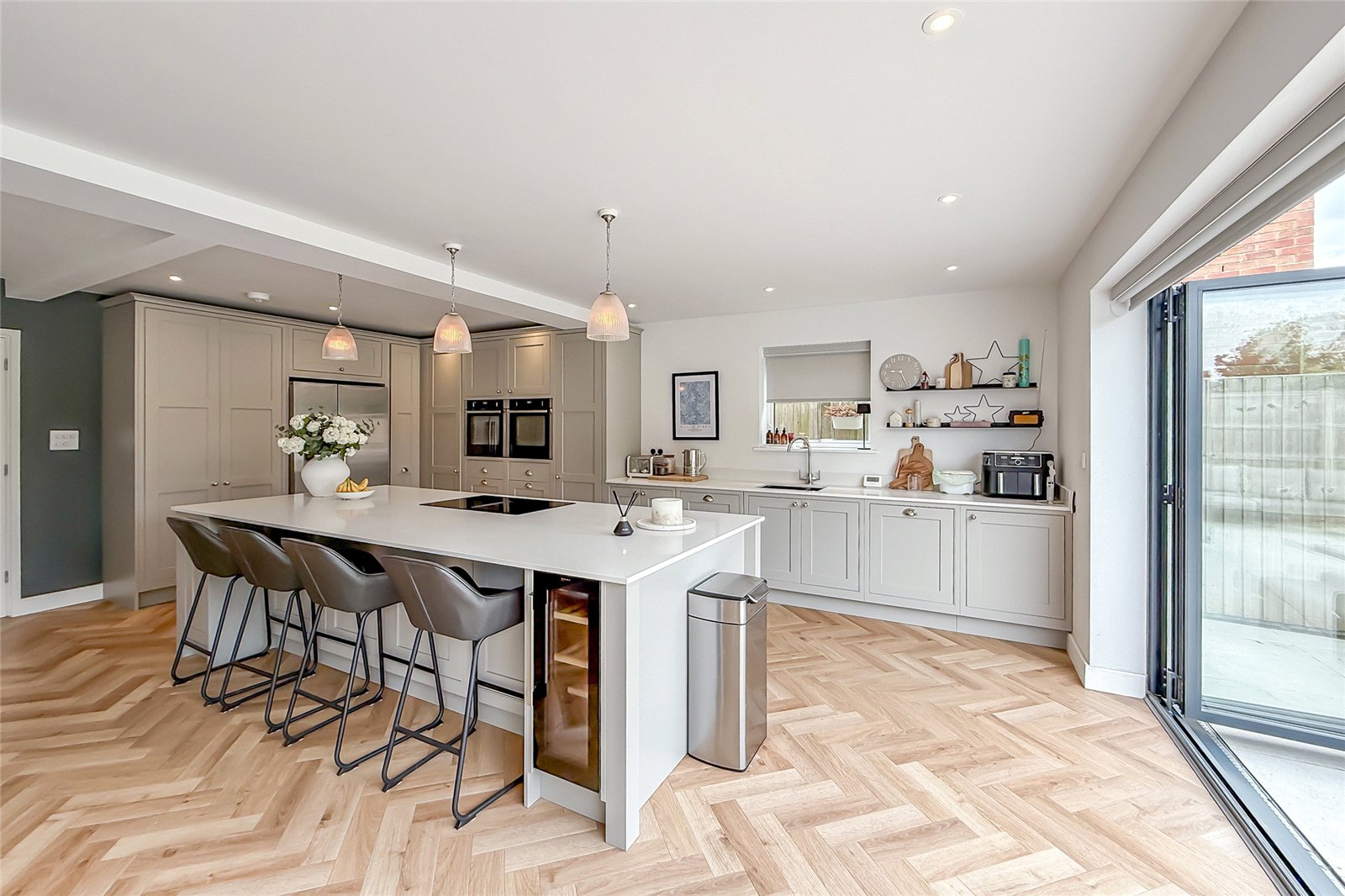 4 bed detached house for sale in Greenway, Harpenden, Hertfordshire, AL5  - Property Image 19