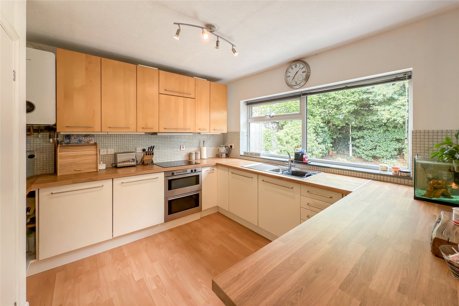3 bed end of terrace house for sale in Garden Close, St. Albans, Hertfordshire, AL1  - Property Image 3