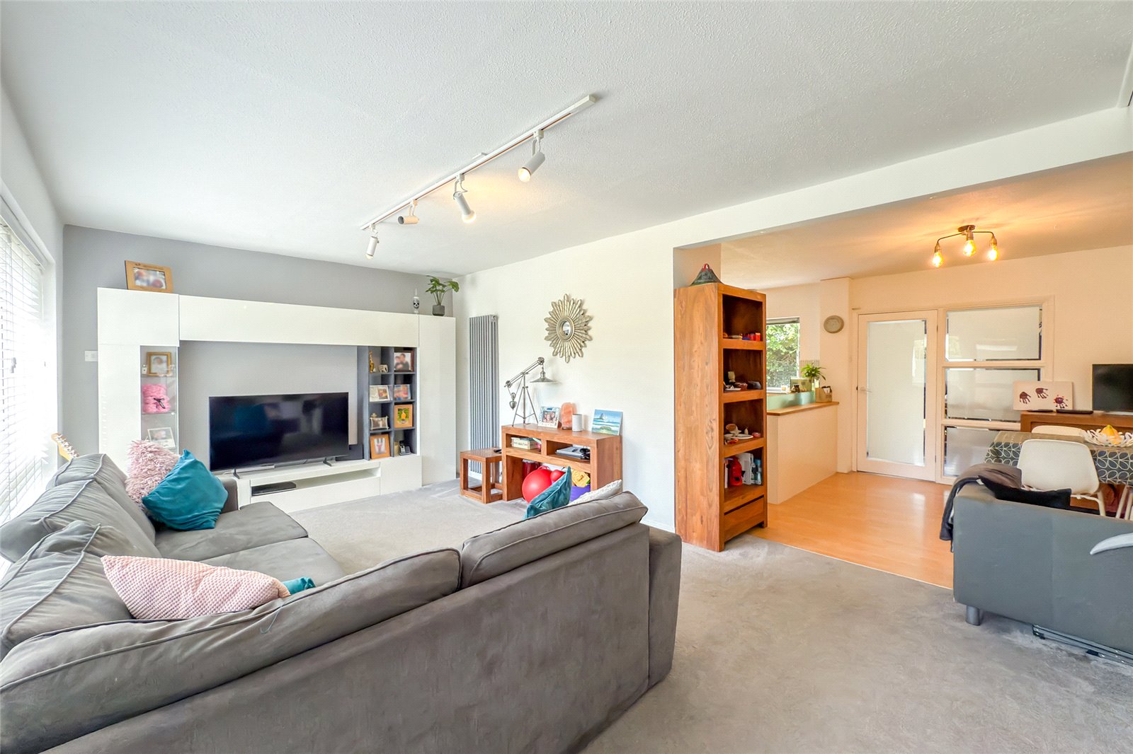 3 bed end of terrace house for sale in Garden Close, St. Albans, Hertfordshire, AL1  - Property Image 4