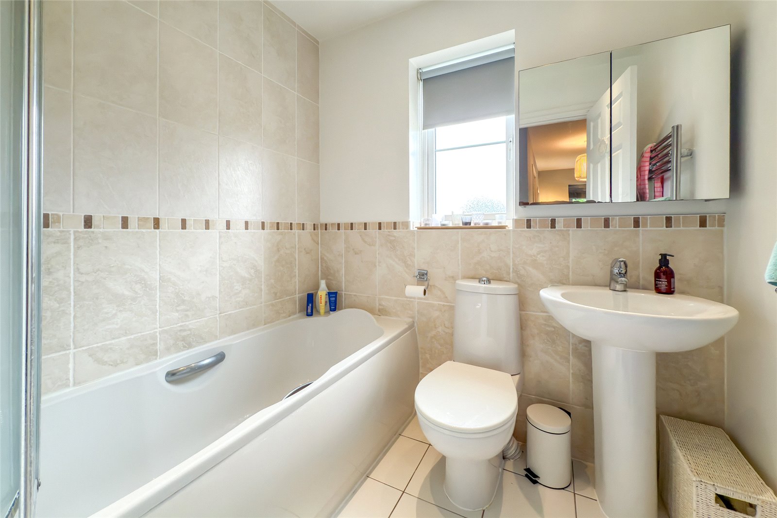 4 bed detached house for sale in Old School Drive, Wheathampstead, Hertfordshire, AL4 - Property Image 11