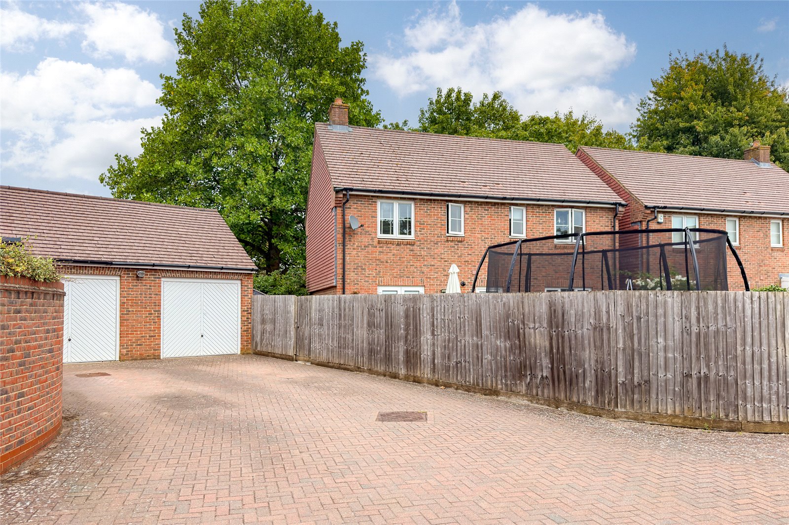 4 bed detached house for sale in Old School Drive, Wheathampstead, Hertfordshire, AL4 - Property Image 12