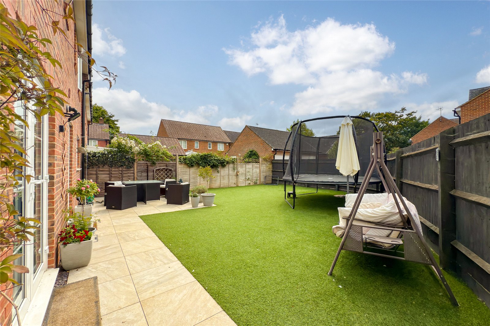 4 bed detached house for sale in Old School Drive, Wheathampstead, Hertfordshire, AL4 - Property Image 13