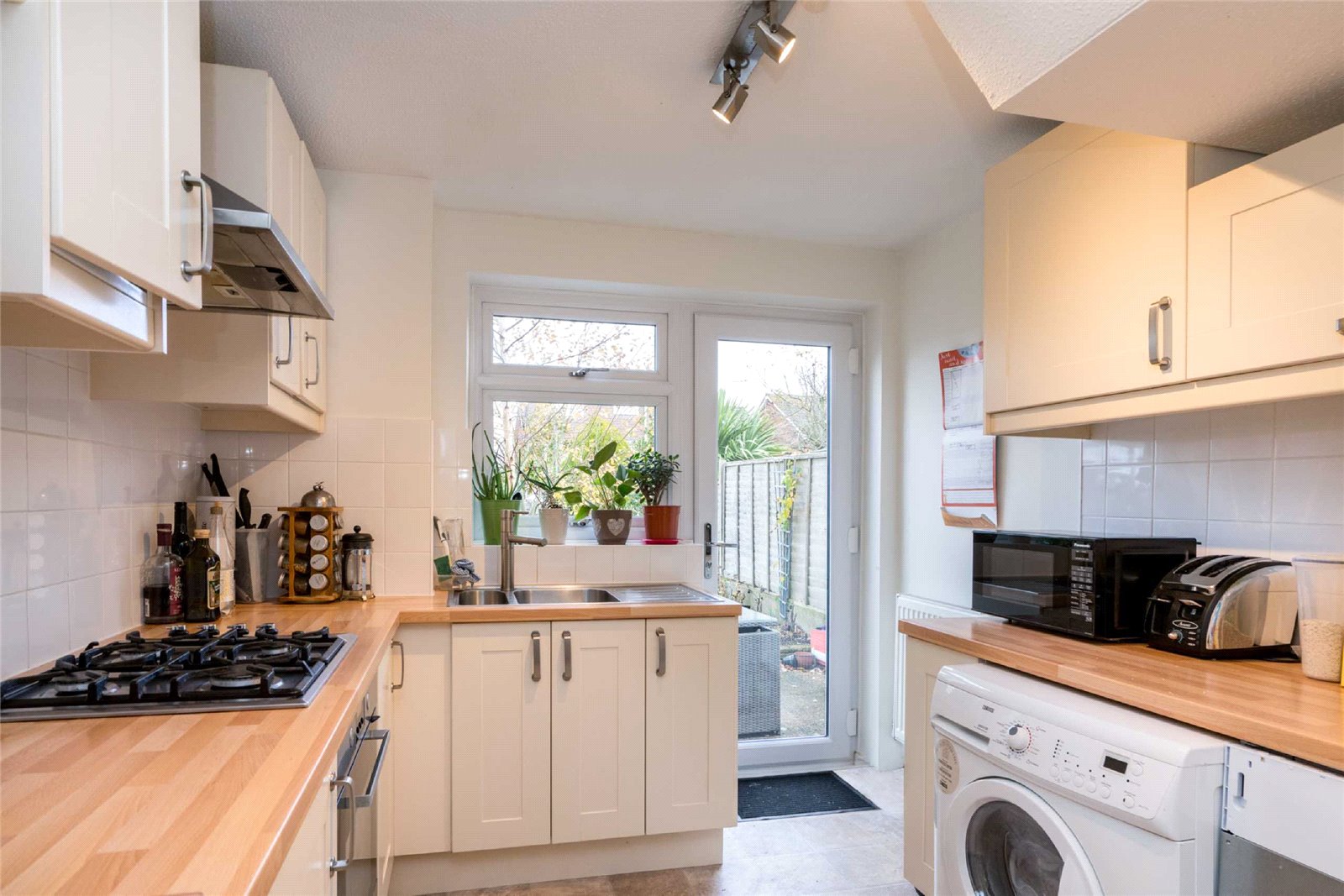 3 bed detached house for sale in Tarrant Drive, Harpenden, Hertfordshire, AL5  - Property Image 2