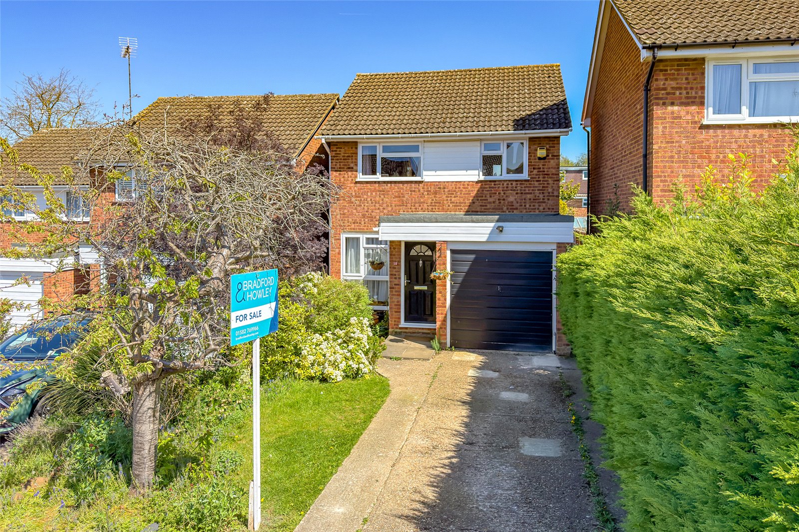 3 bed detached house for sale in Tarrant Drive, Harpenden, Hertfordshire, AL5