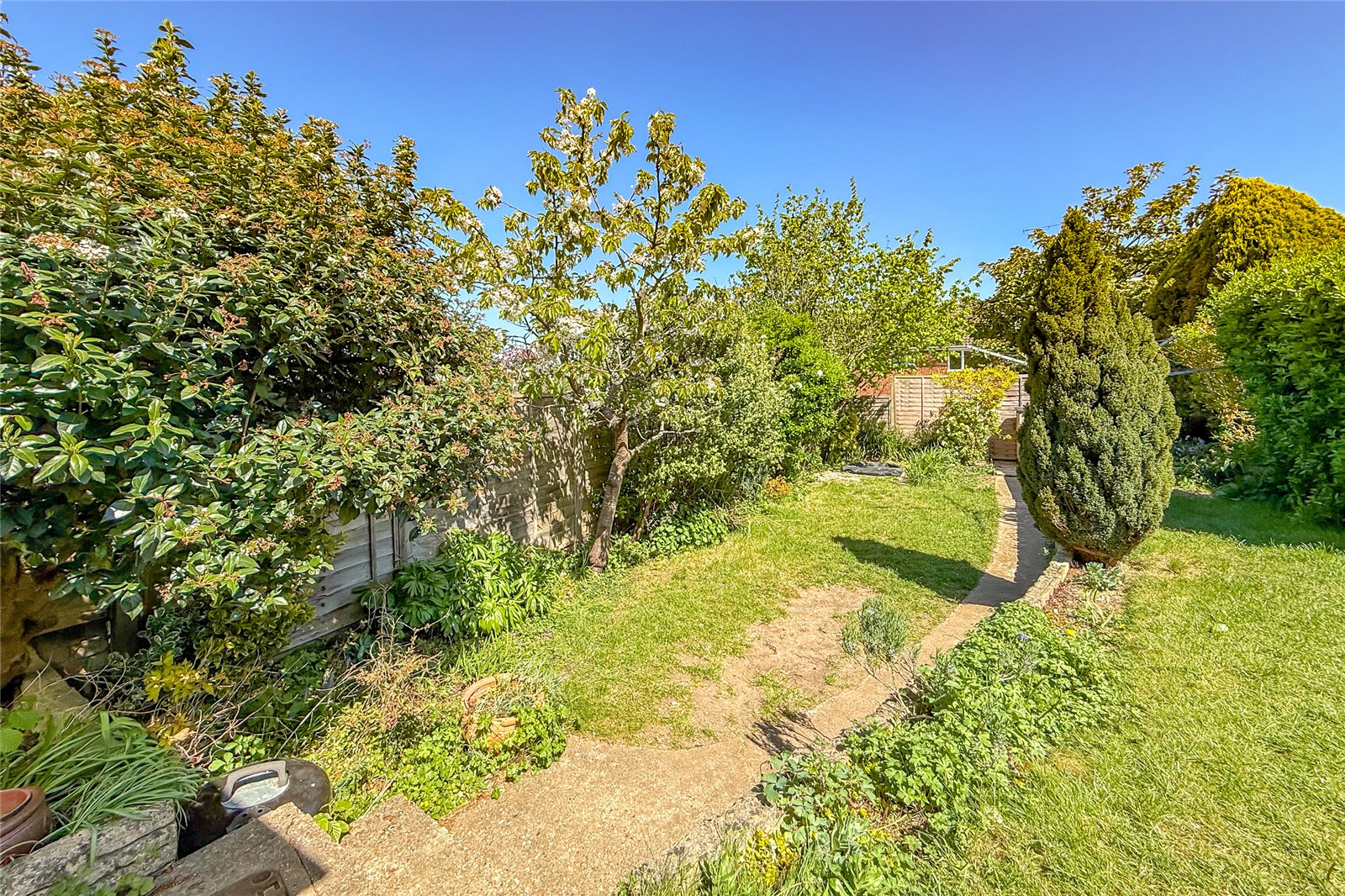 3 bed detached house for sale in Tarrant Drive, Harpenden, Hertfordshire, AL5  - Property Image 9