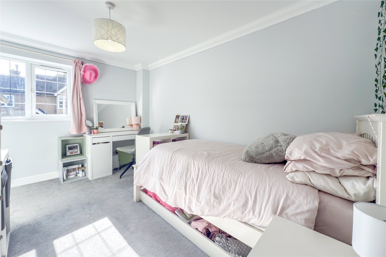 4 bed semi-detached house for sale in Clarendon Road, Harpenden, Hertfordshire, AL5 - Property Image 6
