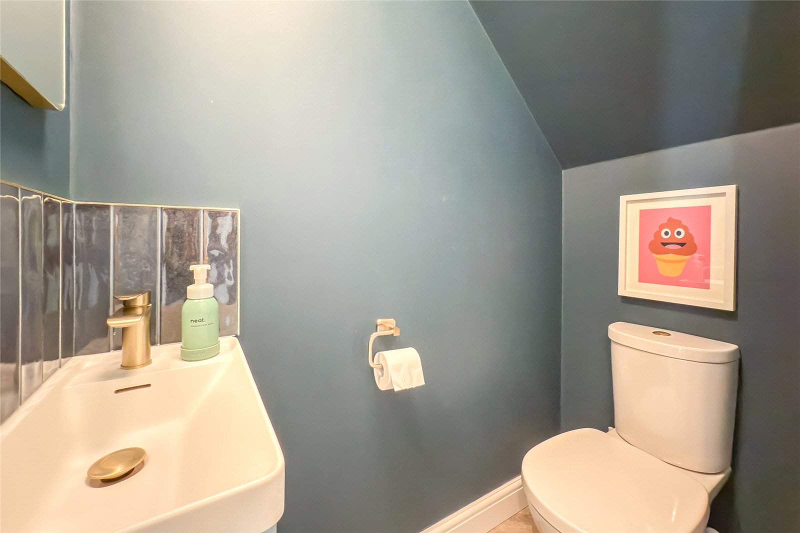 4 bed semi-detached house for sale in Clarendon Road, Harpenden, Hertfordshire, AL5 - Property Image 16