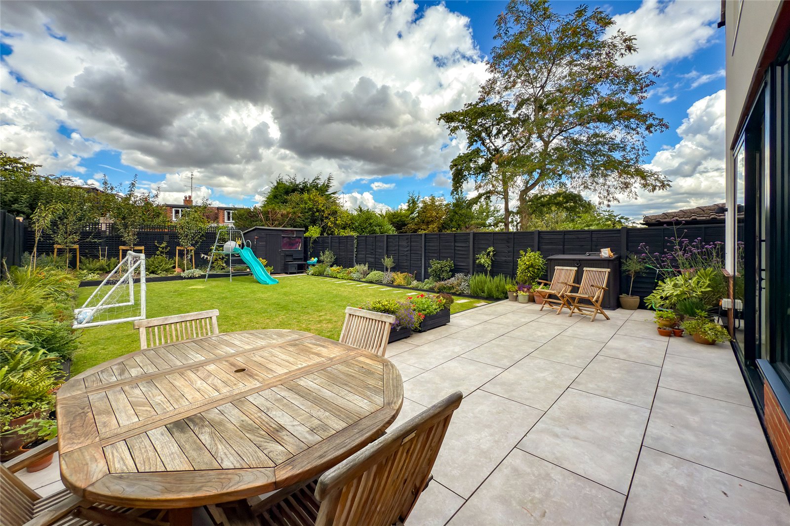 4 bed semi-detached house for sale in Park Hill, Harpenden, Hertfordshire, AL5 - Property Image 12
