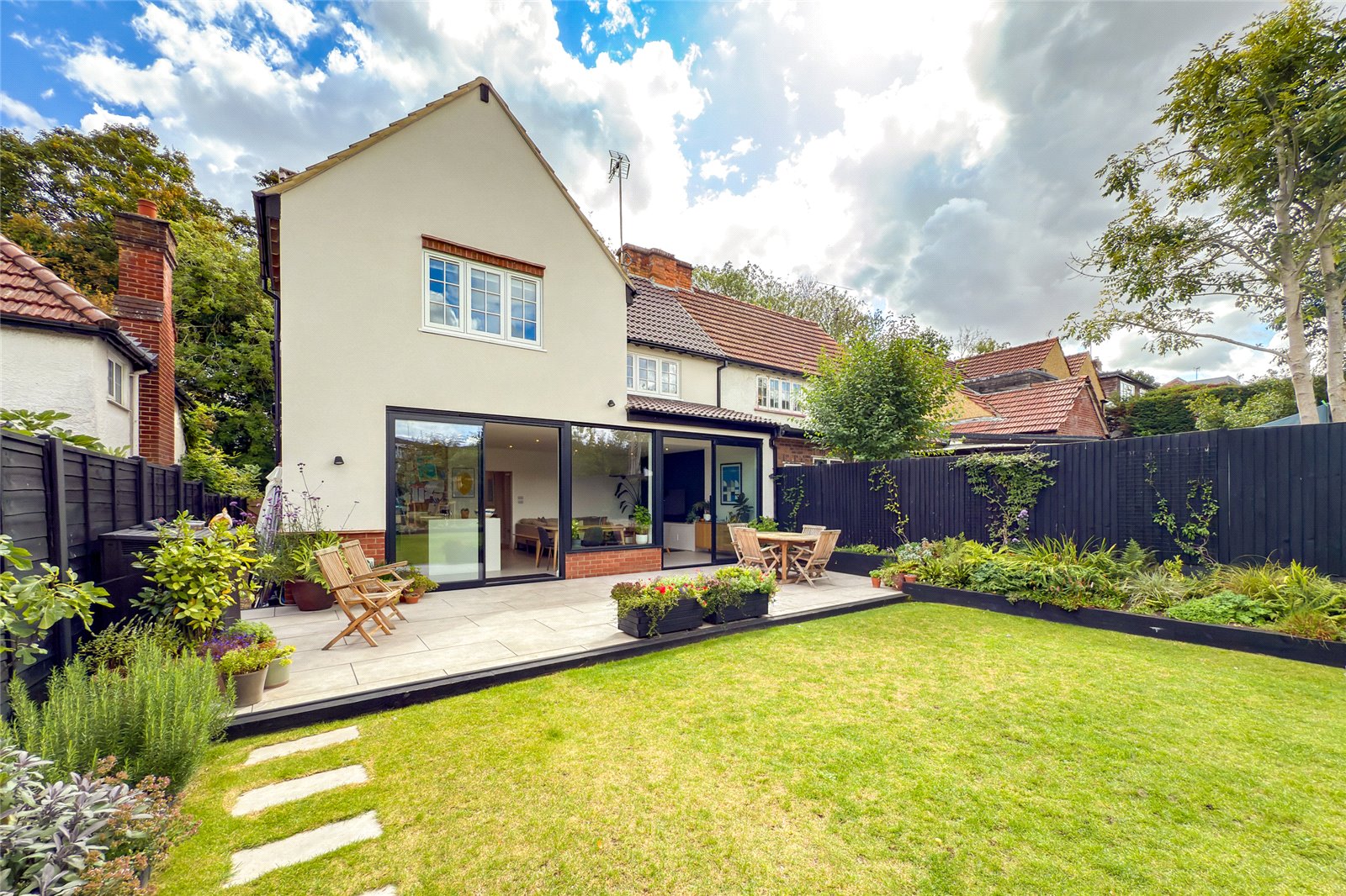 4 bed semi-detached house for sale in Park Hill, Harpenden, Hertfordshire, AL5 - Property Image 2