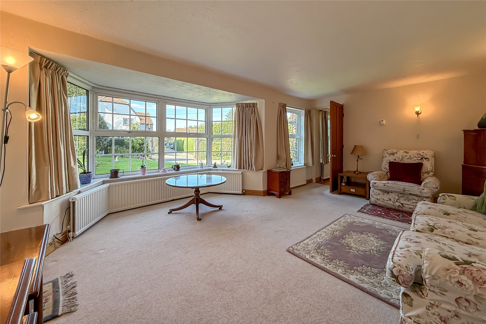3 bed detached house for sale in River Hill, Flamstead, Hertfordshire, AL3  - Property Image 5