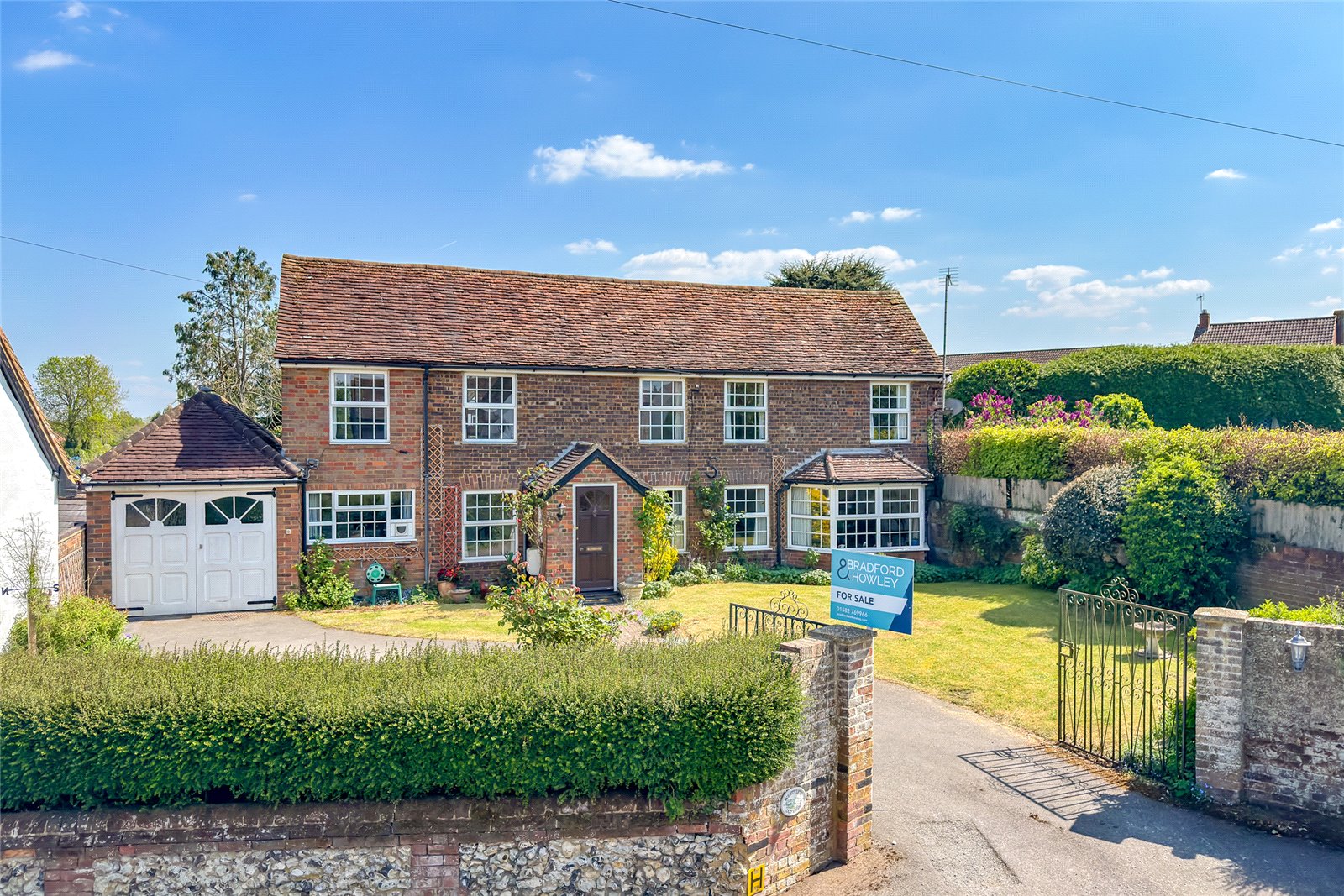 3 bed detached house for sale in River Hill, Flamstead, Hertfordshire, AL3