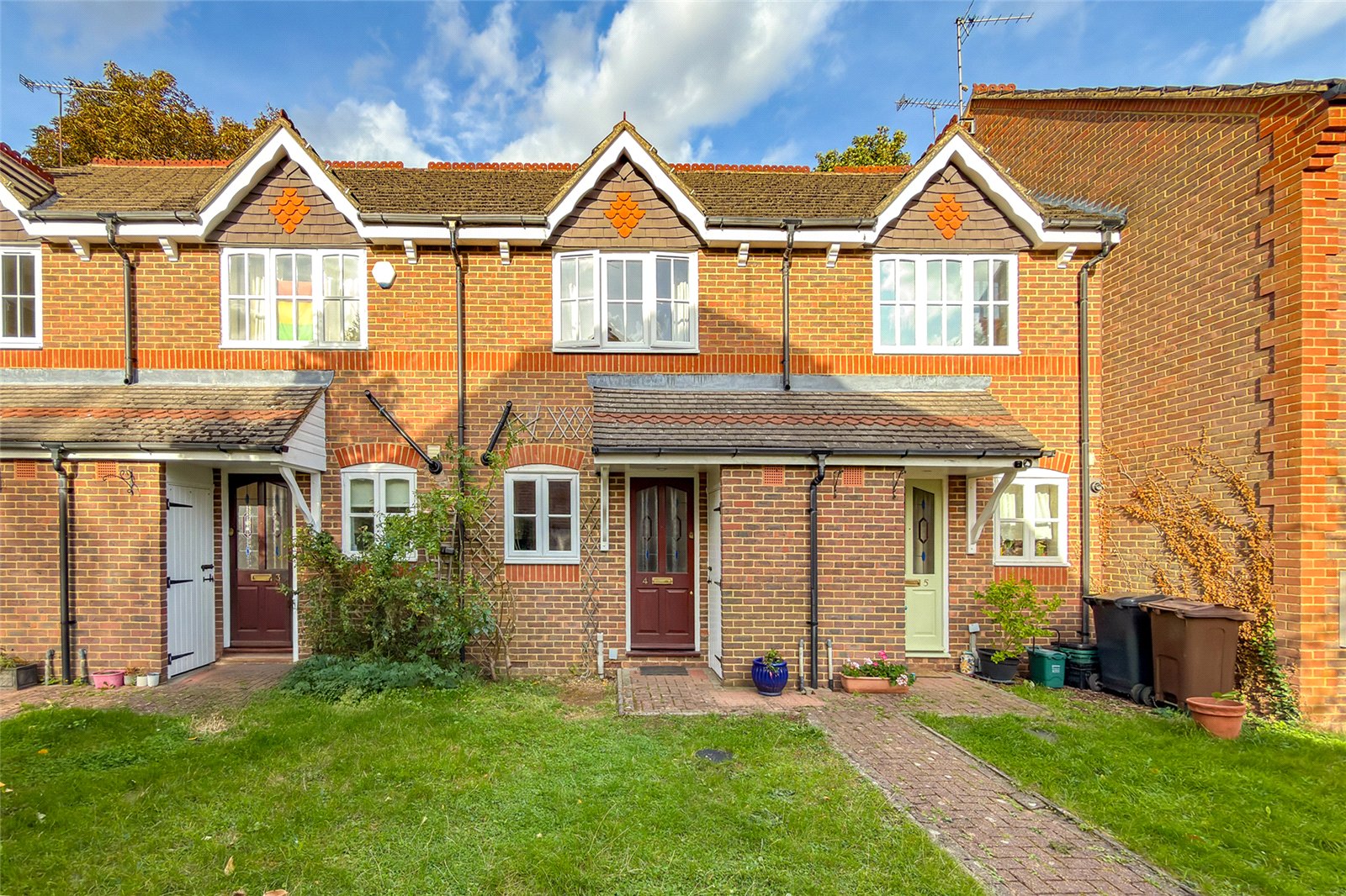 2 bed terraced house for sale in Betjeman Close, Harpenden, Hertfordshire, AL5
