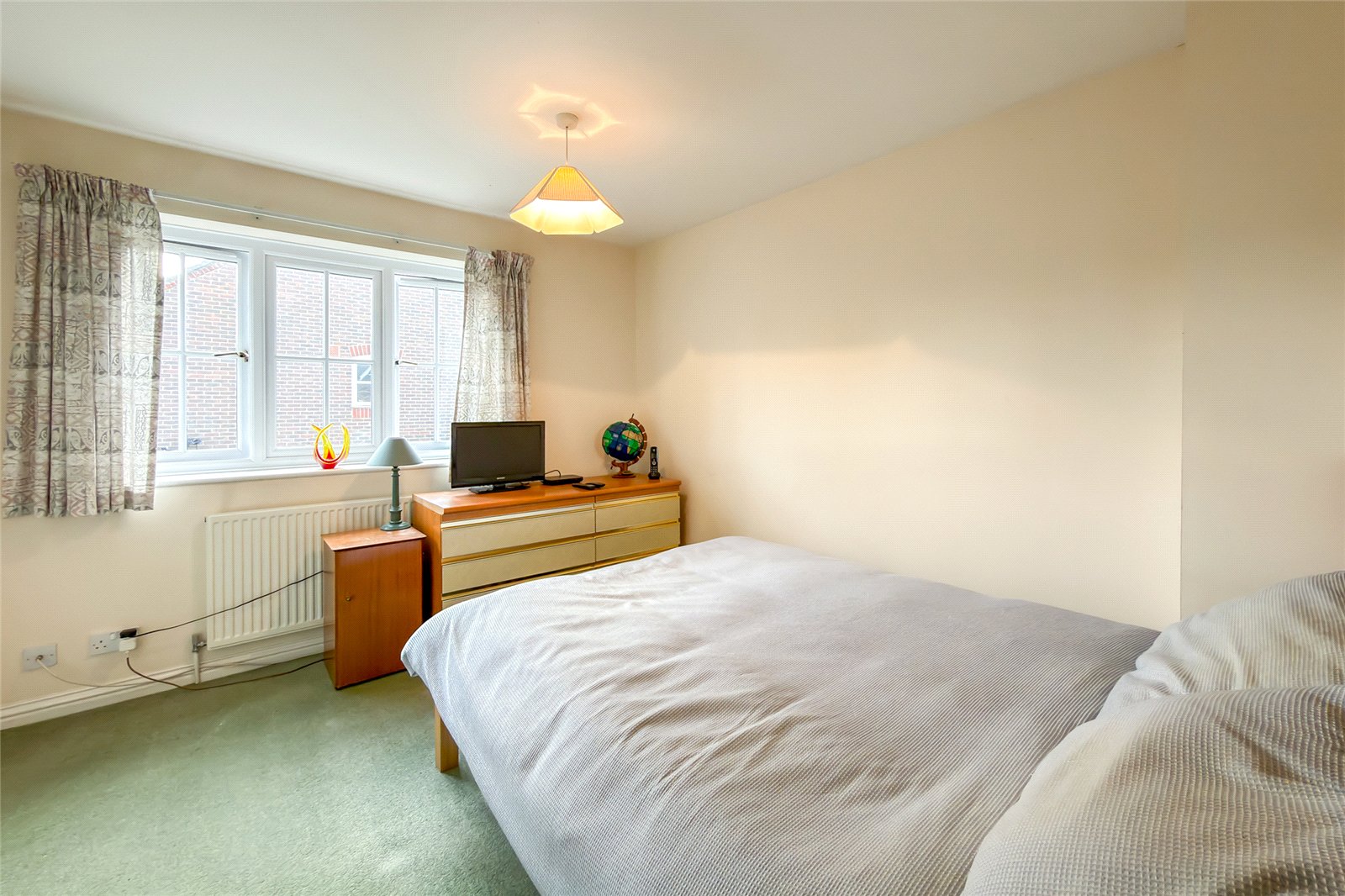 2 bed terraced house for sale in Betjeman Close, Harpenden, Hertfordshire, AL5 - Property Image 6