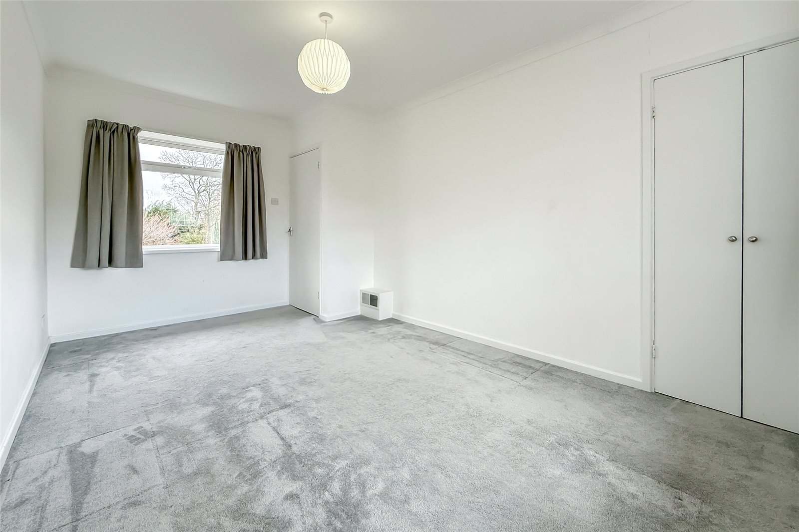 4 bed detached house for sale in Tuffnells Way, Harpenden, Hertfordshire, AL5  - Property Image 8