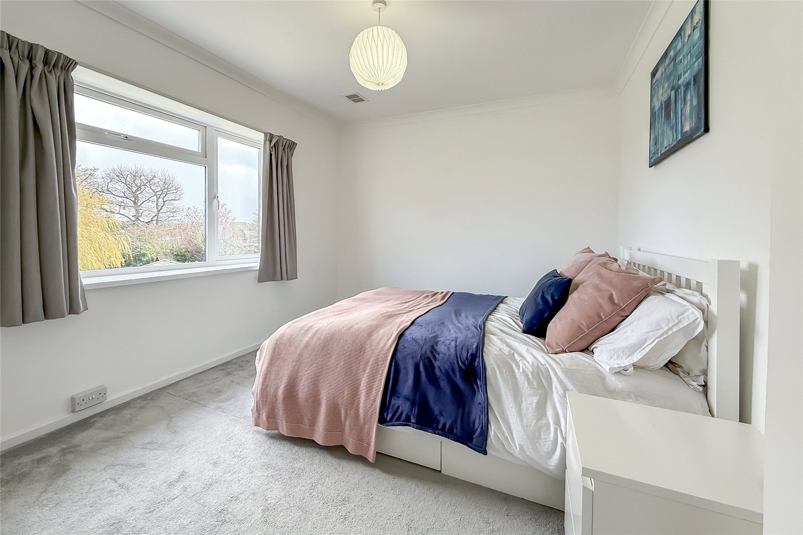 4 bed detached house for sale in Tuffnells Way, Harpenden, Hertfordshire, AL5  - Property Image 6