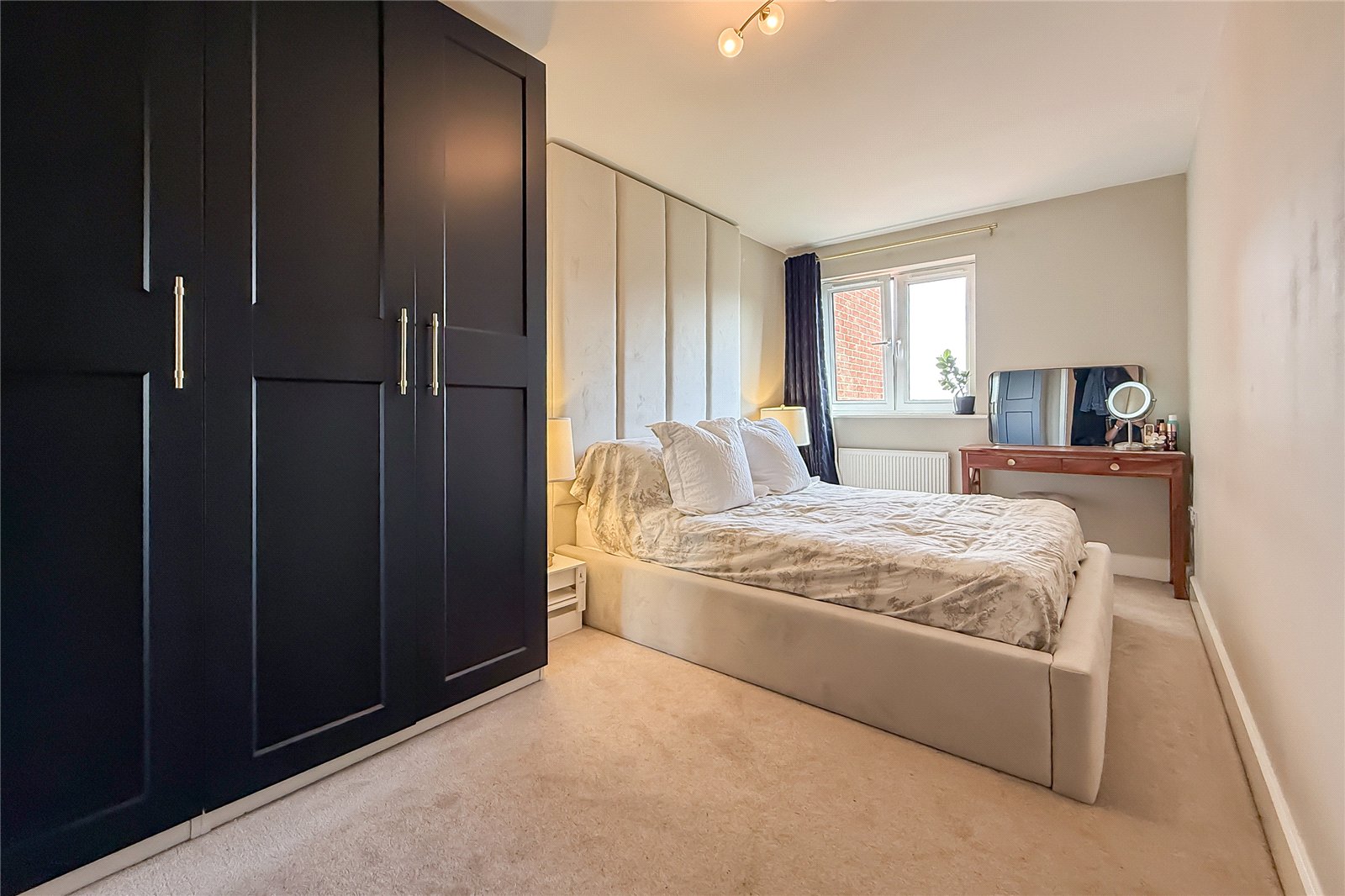 1 bed apartment for sale in Roma House, Charrington Place, St. Albans, Hertfordshire,, AL1 - Property Image 6