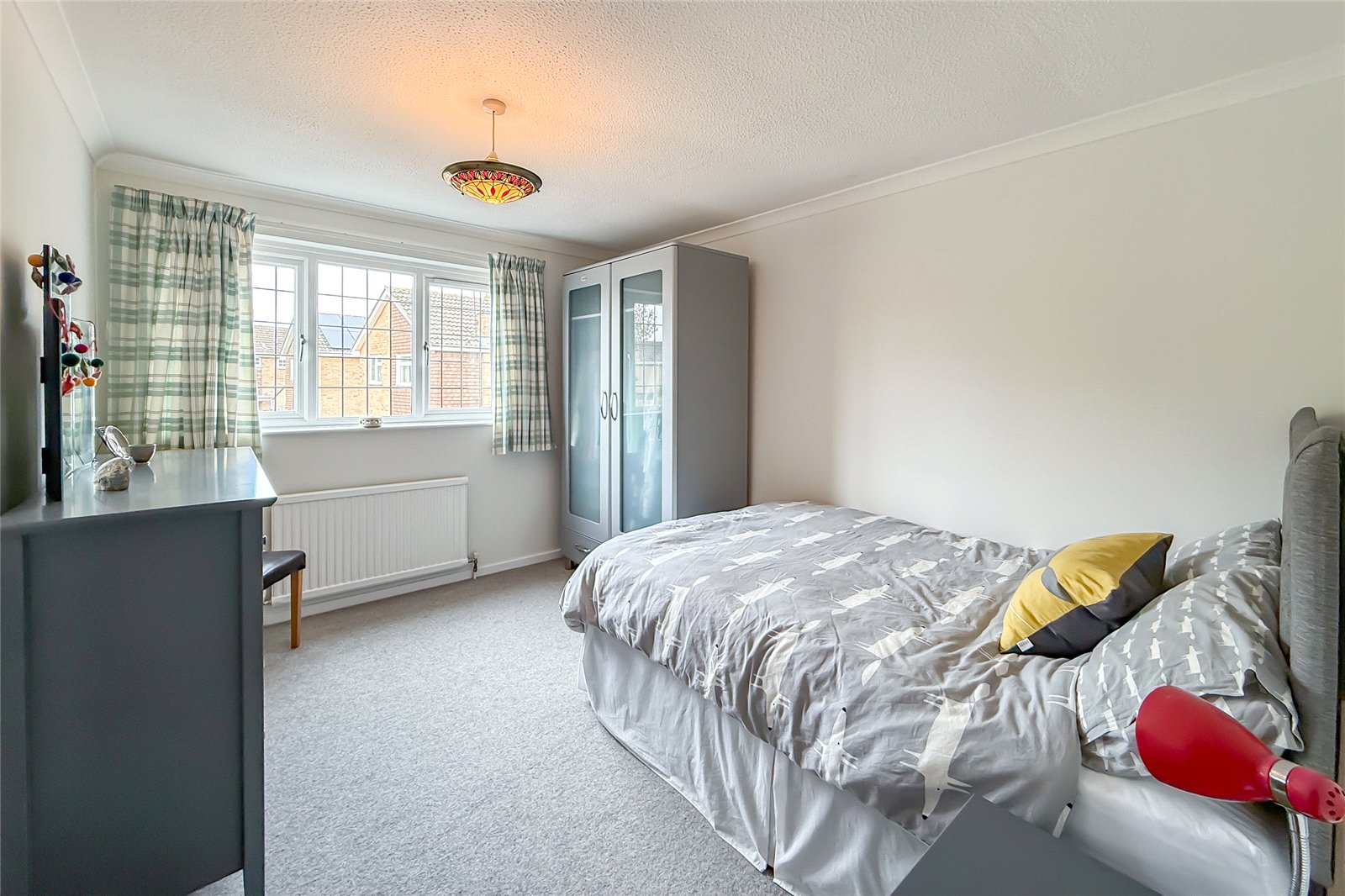 4 bed detached house for sale in Alzey Gardens, Harpenden, Hertfordshire, AL5  - Property Image 7