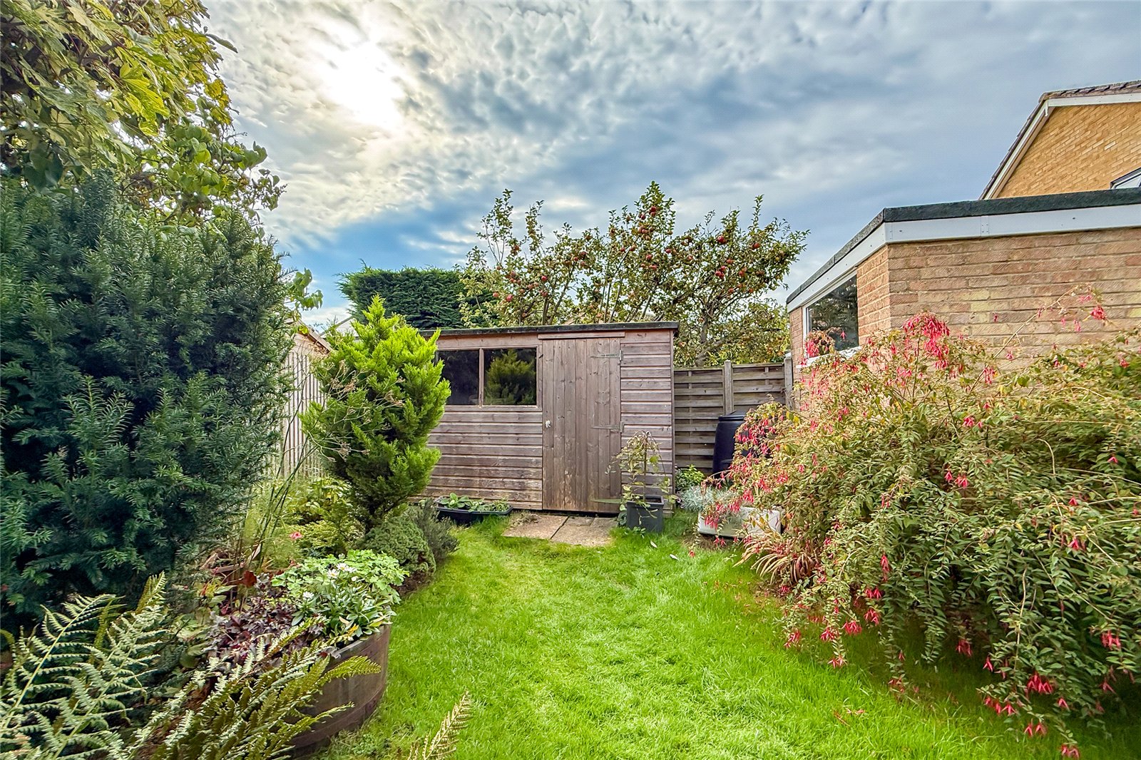 4 bed detached house for sale in Alzey Gardens, Harpenden, Hertfordshire, AL5  - Property Image 23