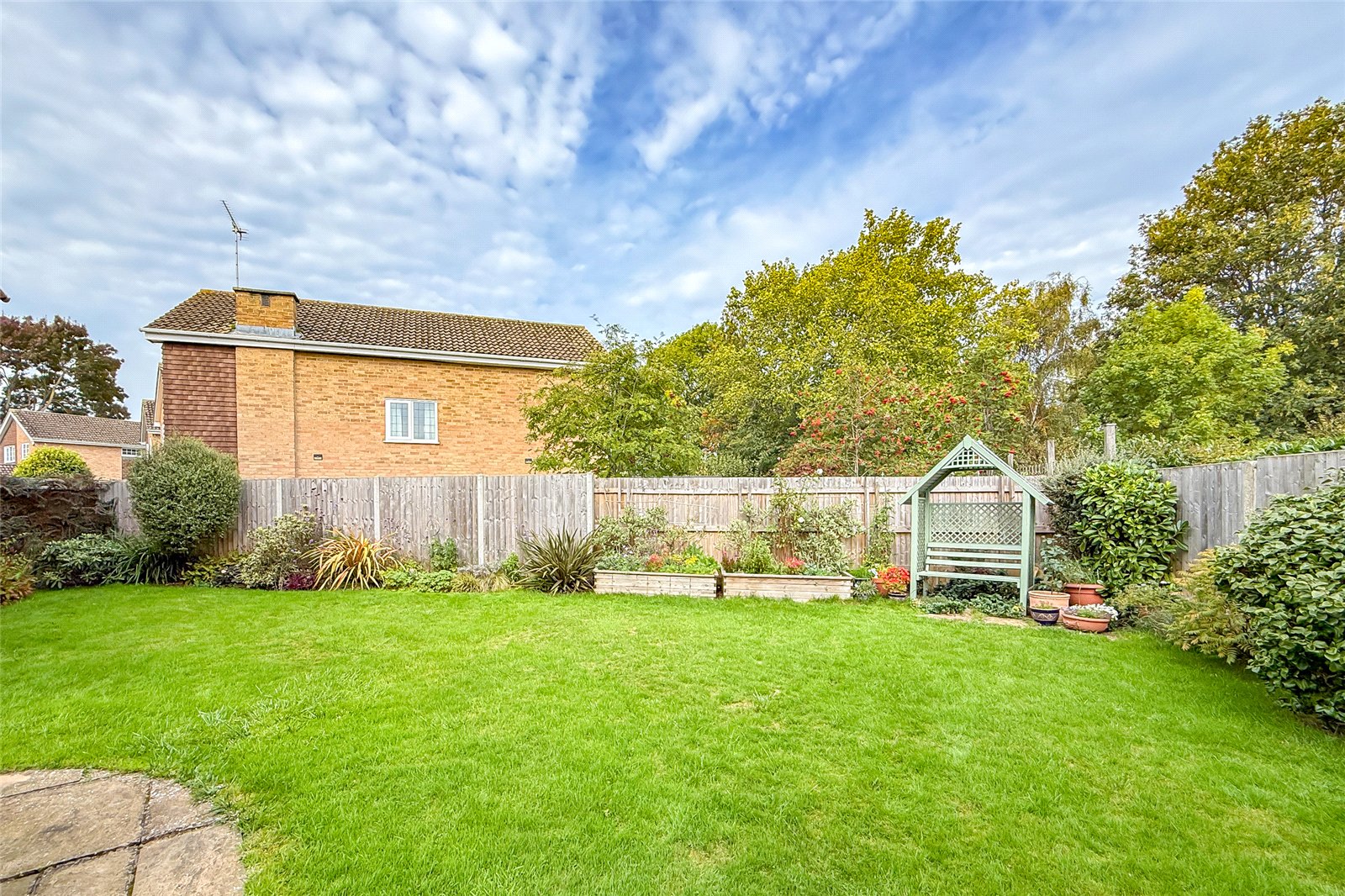 4 bed detached house for sale in Alzey Gardens, Harpenden, Hertfordshire, AL5  - Property Image 26