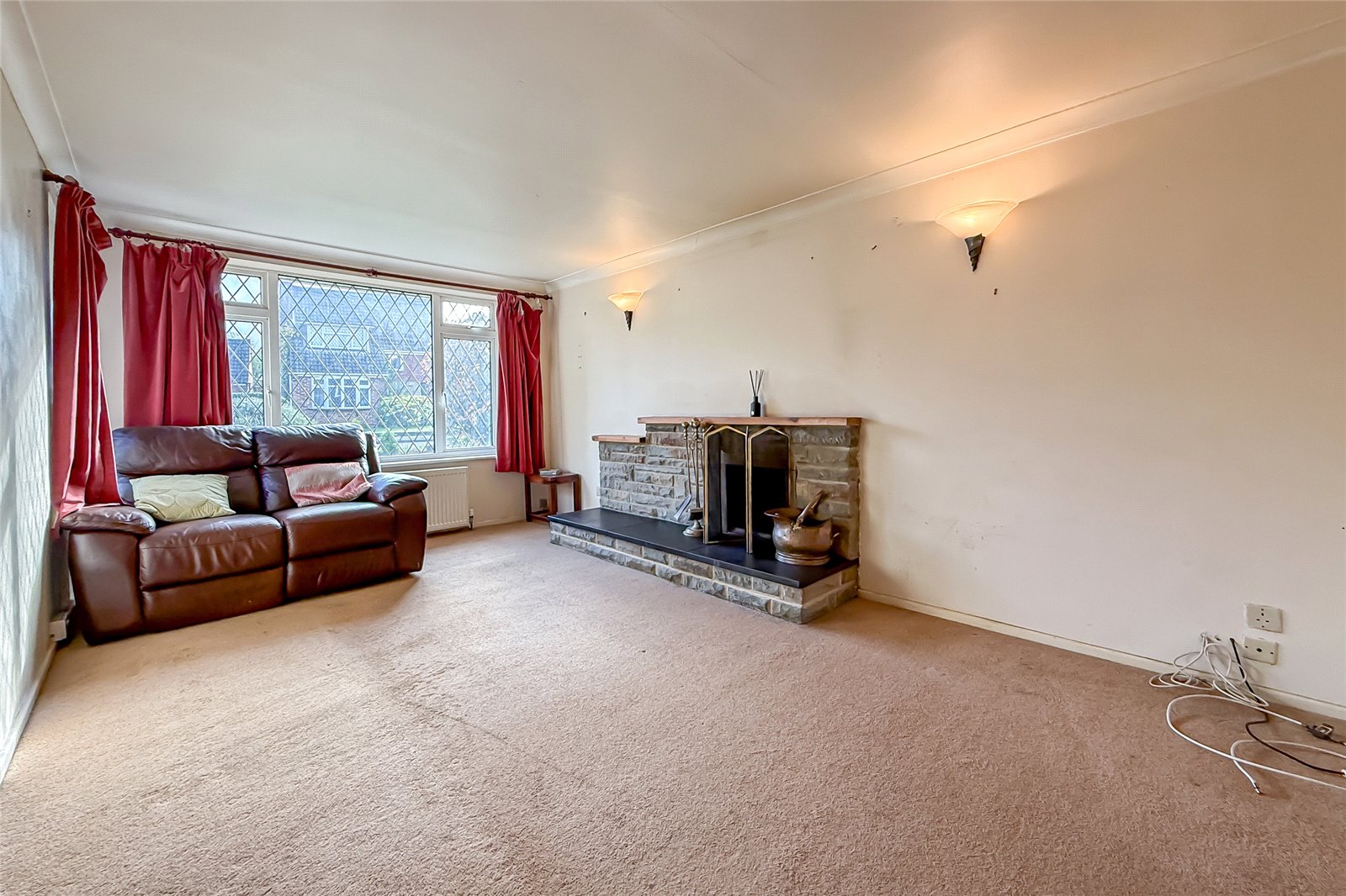3 bed detached house for sale in Farringford Close, Chiswell Green, St. Albans, Hertfordshire, AL2  - Property Image 5