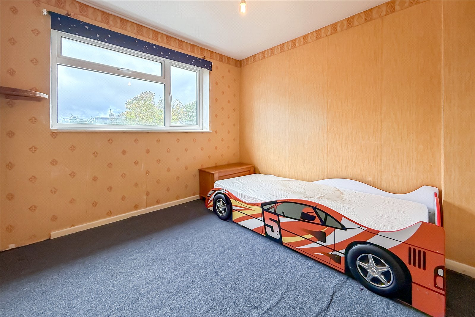 3 bed detached house for sale in Farringford Close, Chiswell Green, St. Albans, Hertfordshire, AL2  - Property Image 7