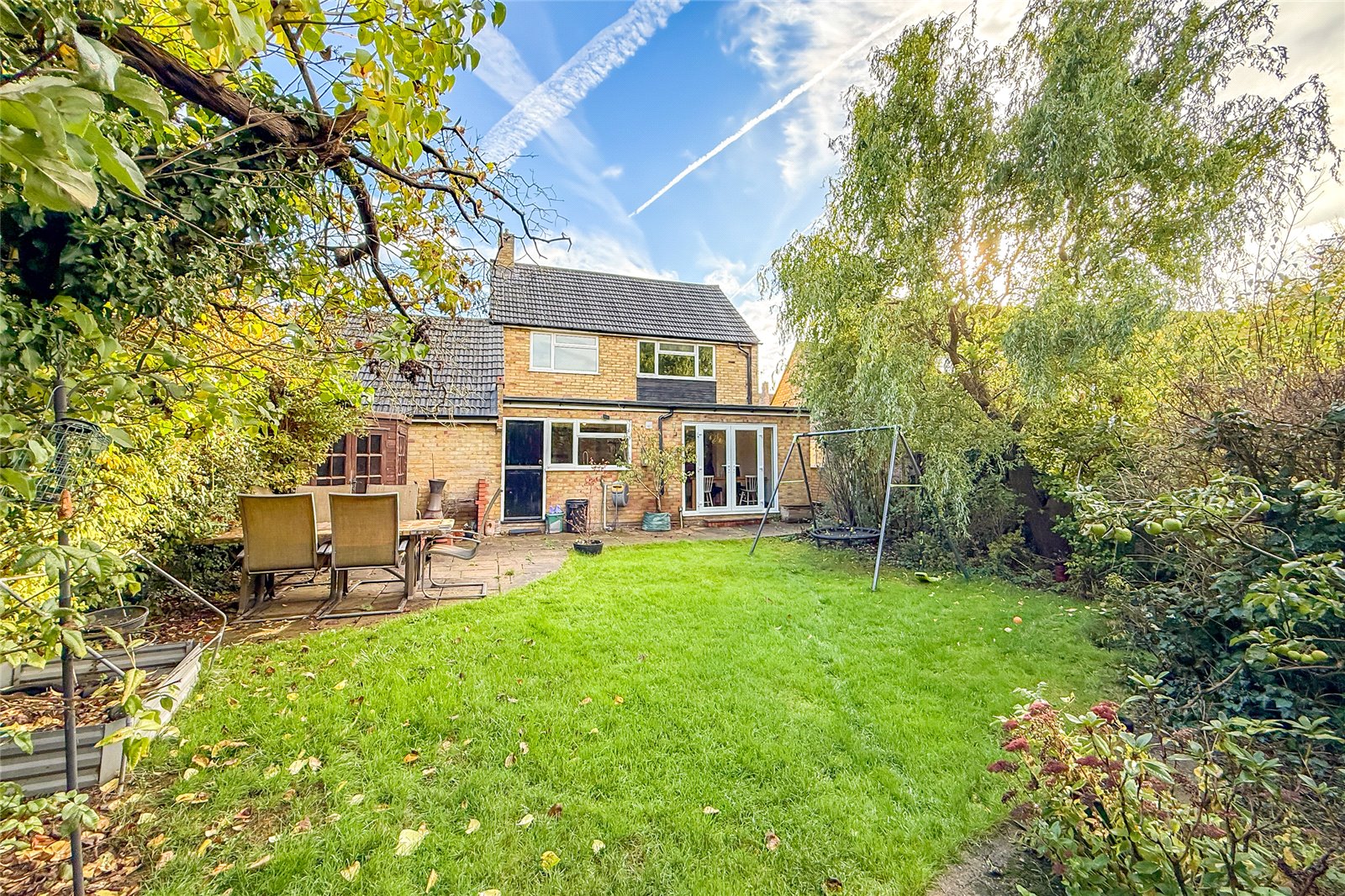 3 bed detached house for sale in Farringford Close, Chiswell Green, St. Albans, Hertfordshire, AL2  - Property Image 12