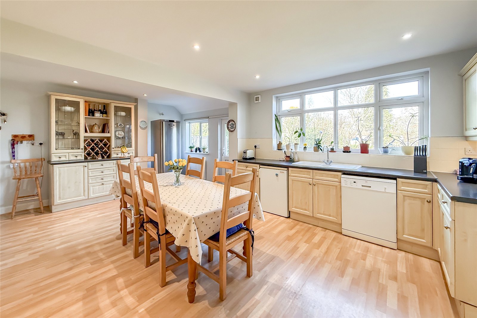 4 bed semi-detached house for sale in Lea Road, Harpenden, Hertfordshire, AL5  - Property Image 4