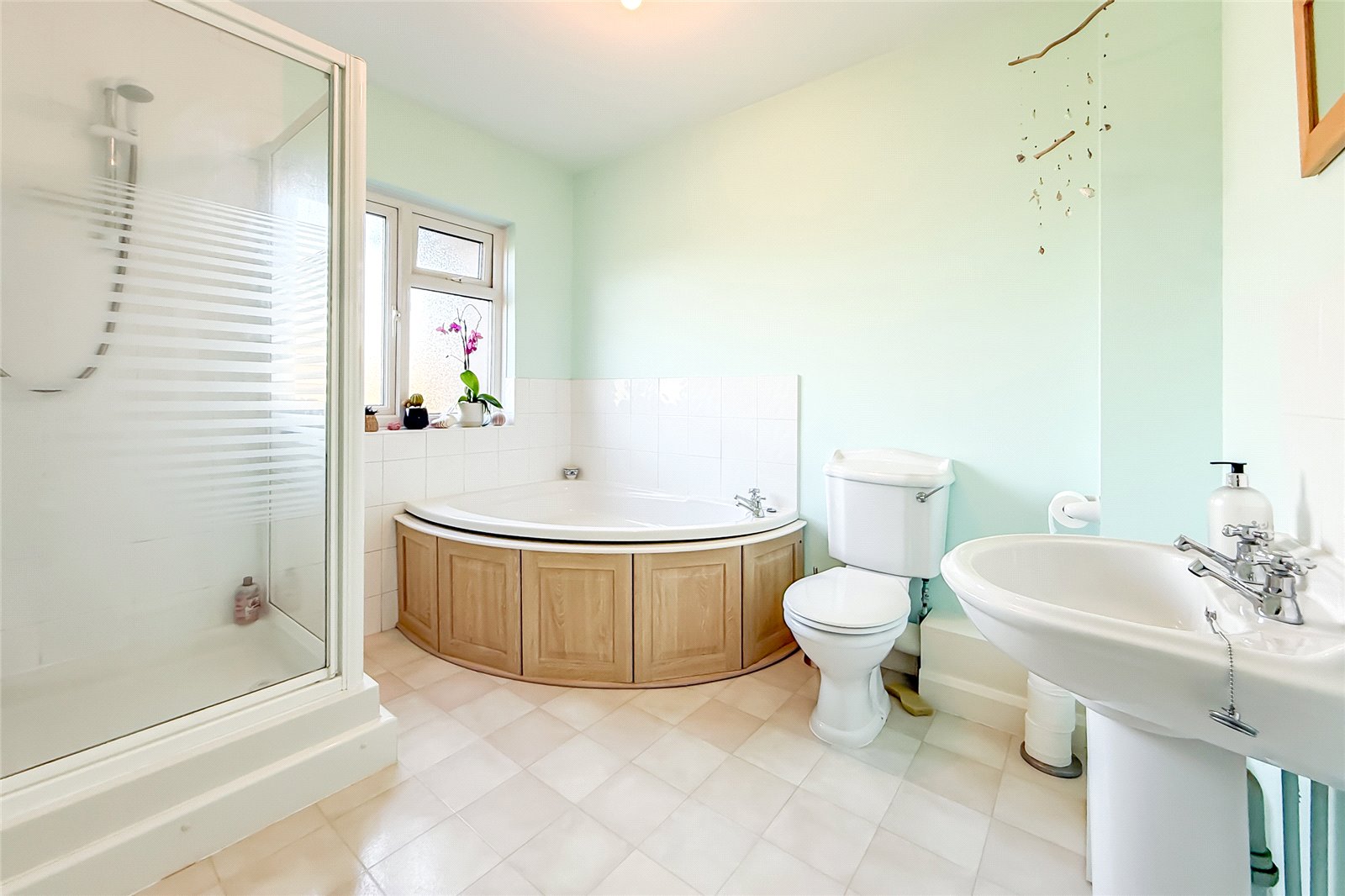 4 bed semi-detached house for sale in Lea Road, Harpenden, Hertfordshire, AL5  - Property Image 11