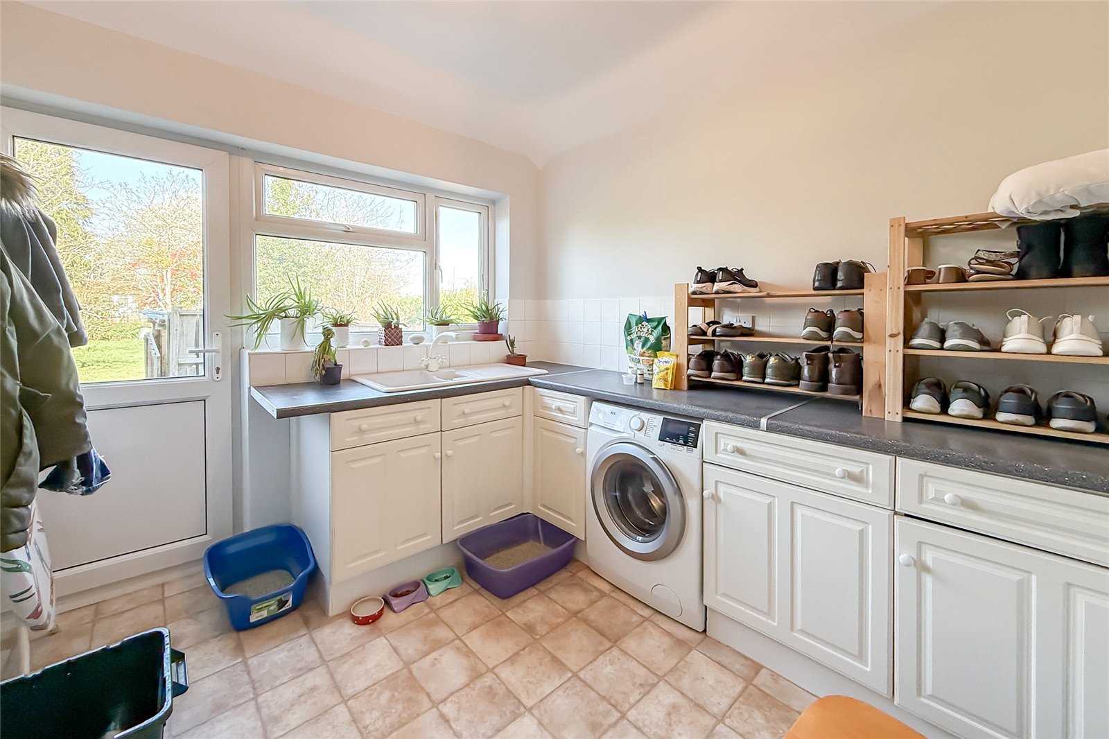 4 bed semi-detached house for sale in Lea Road, Harpenden, Hertfordshire, AL5  - Property Image 17