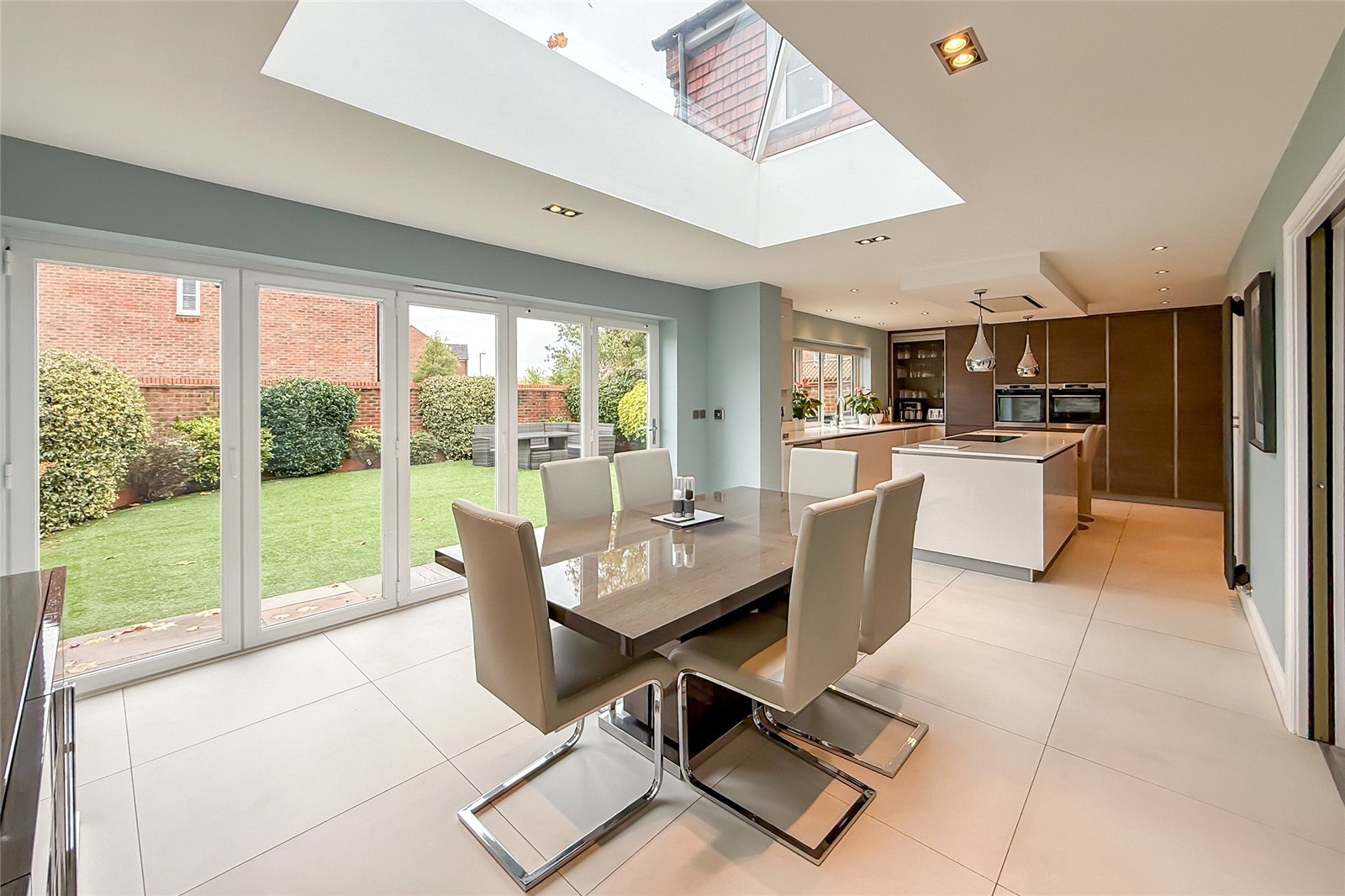 4 bed detached house for sale in Old School Drive, Wheathampstead, Hertfordshire, AL4 - Property Image 3