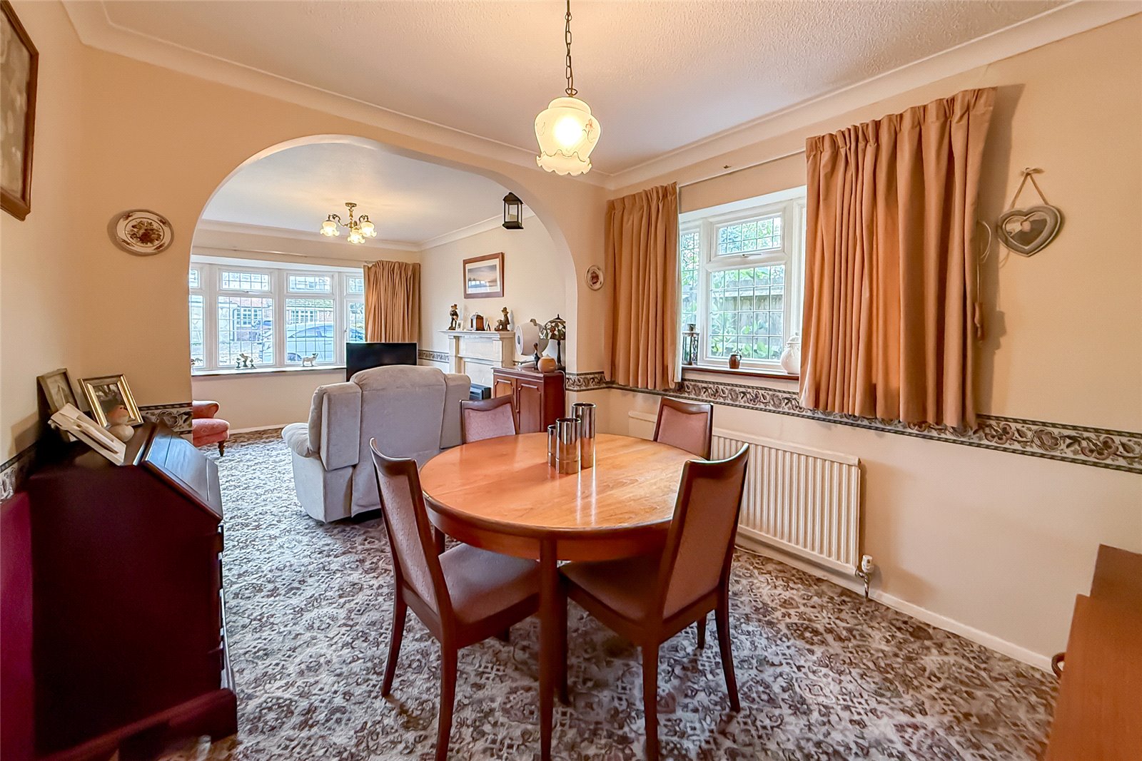 4 bed detached house for sale in Courtfields, Harpenden, Hertfordshire, AL5  - Property Image 5