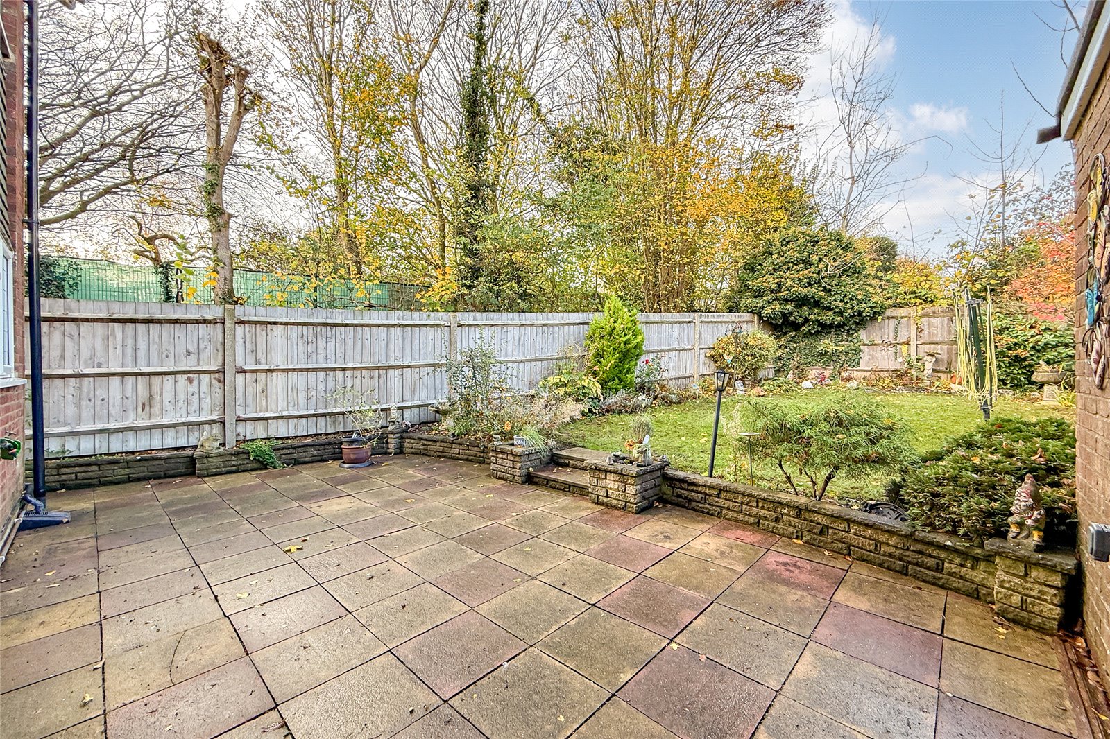 4 bed detached house for sale in Courtfields, Harpenden, Hertfordshire, AL5  - Property Image 13
