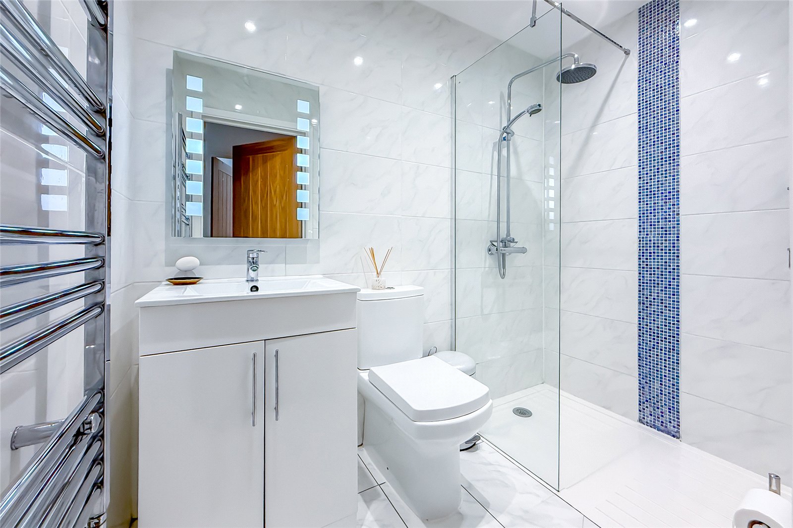 3 bed terraced house for sale in Bramble Close, Harpenden, Hertfordshire, AL5 - Property Image 7