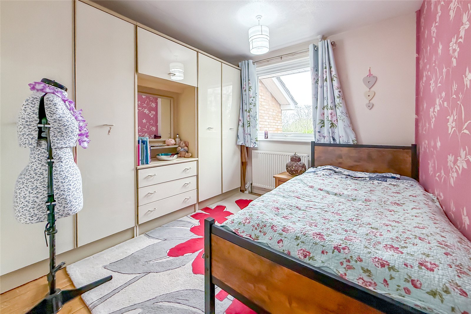 3 bed terraced house for sale in Bramble Close, Harpenden, Hertfordshire, AL5 - Property Image 10